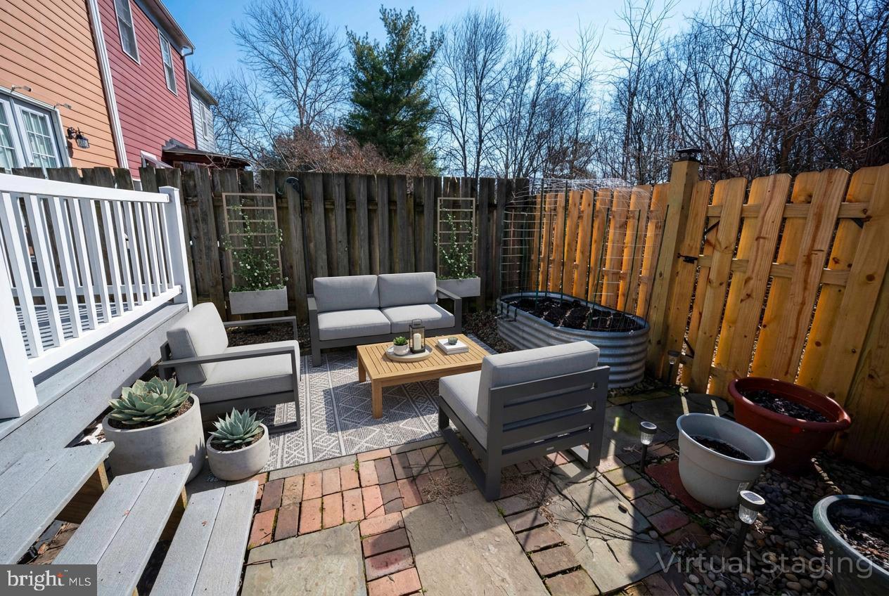 MADDEX FARM - Residential