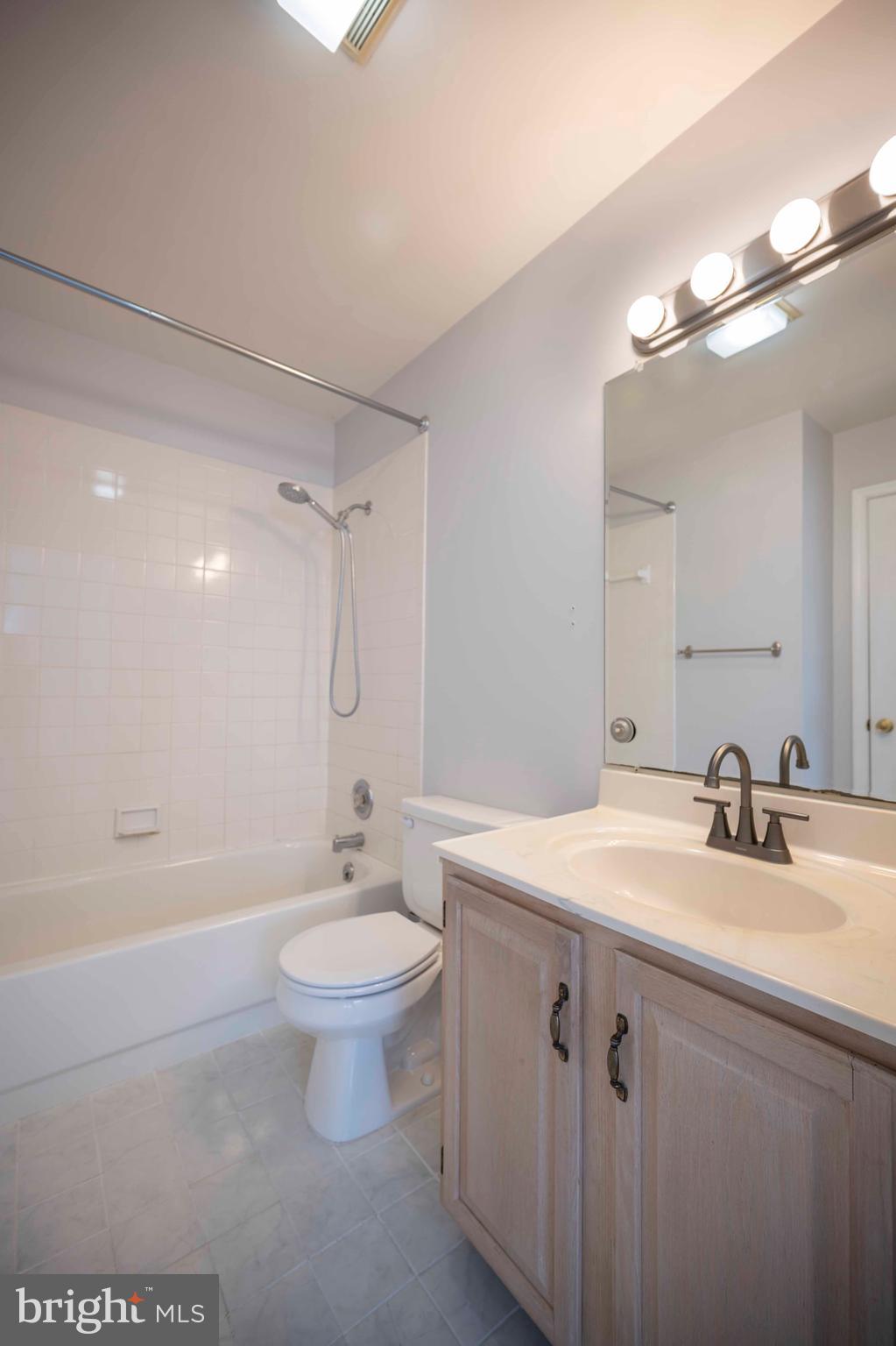 MADDEX FARM - Residential