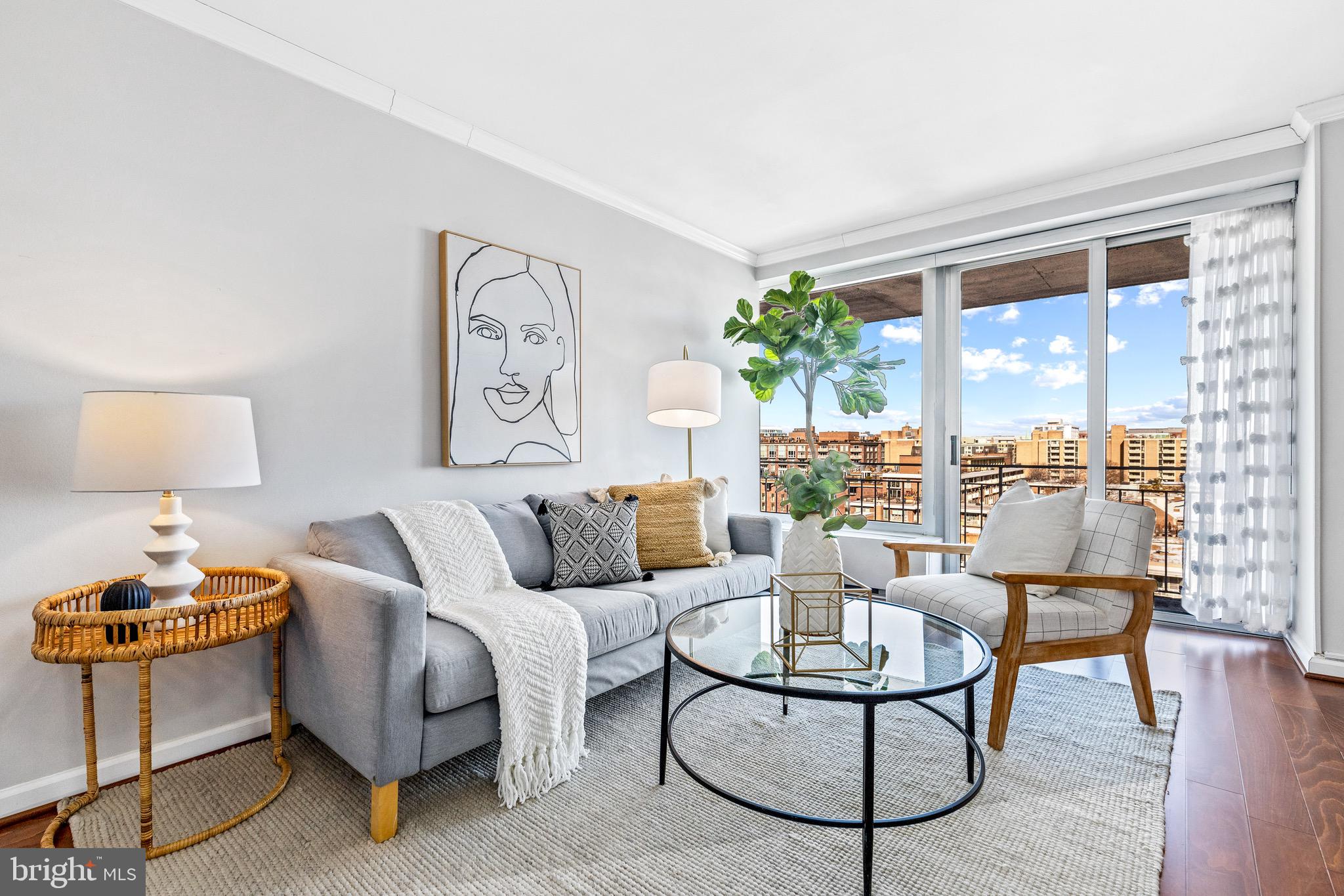 1435 4TH STREET SW B812