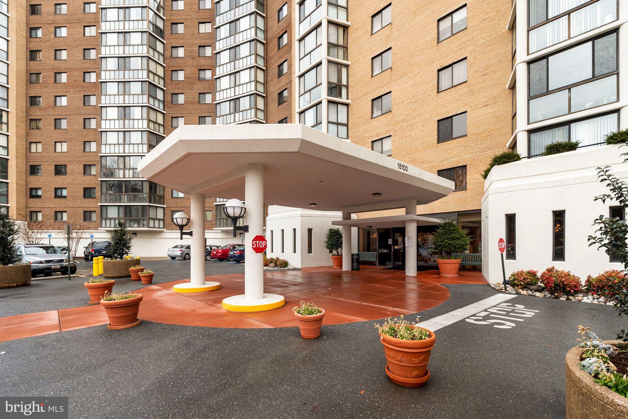 LEISURE WORLD - Residential