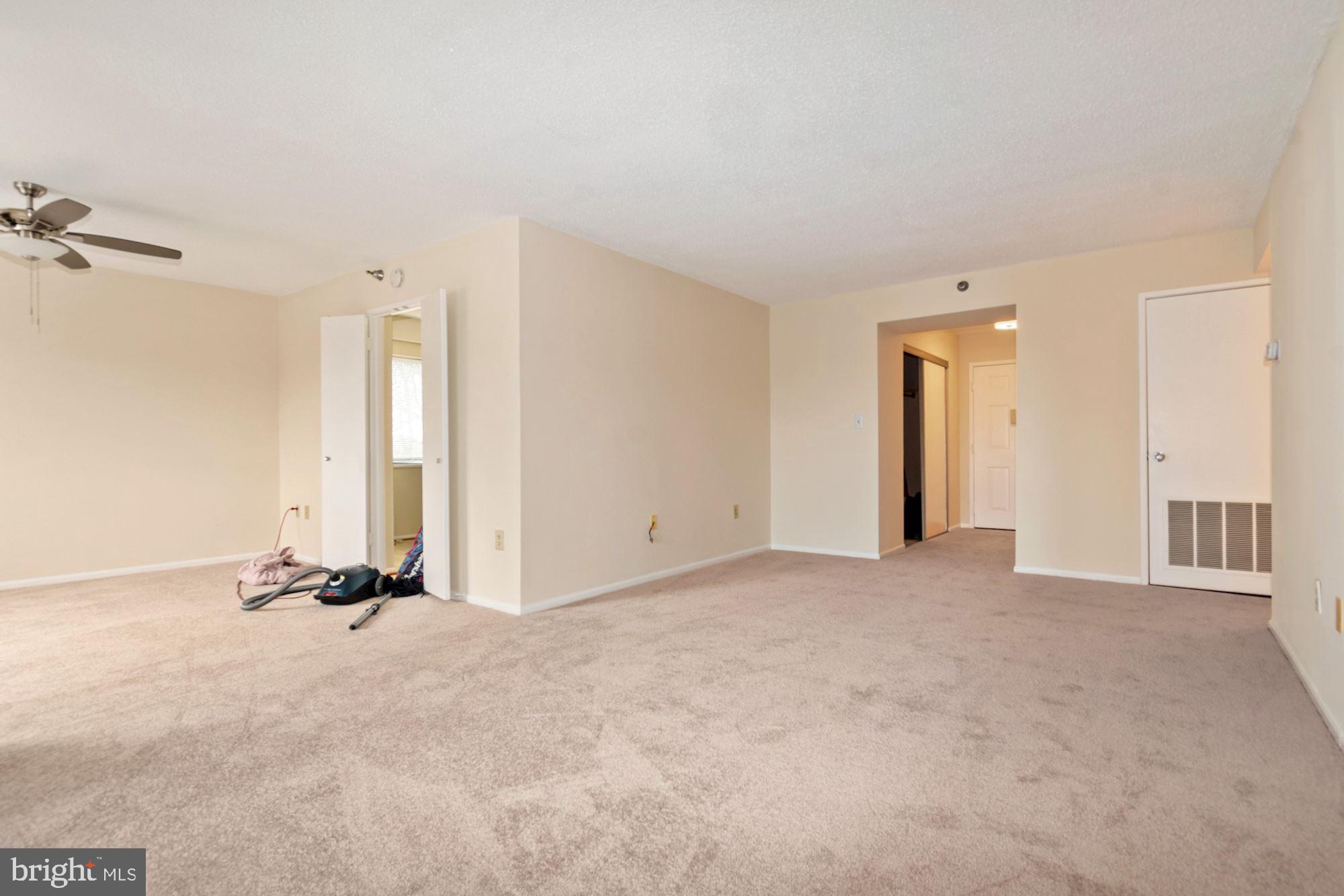 LEISURE WORLD - Residential