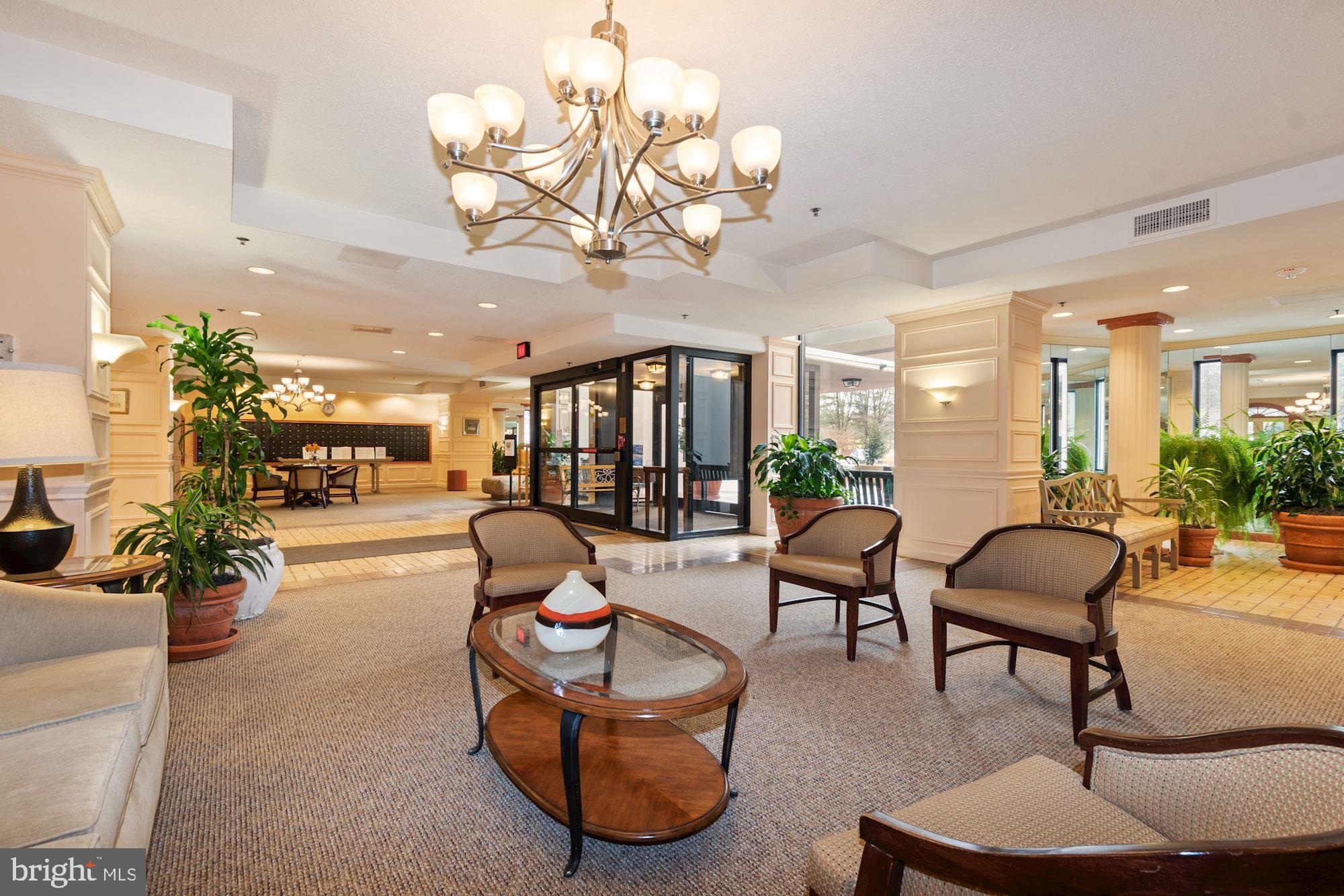 LEISURE WORLD - Residential