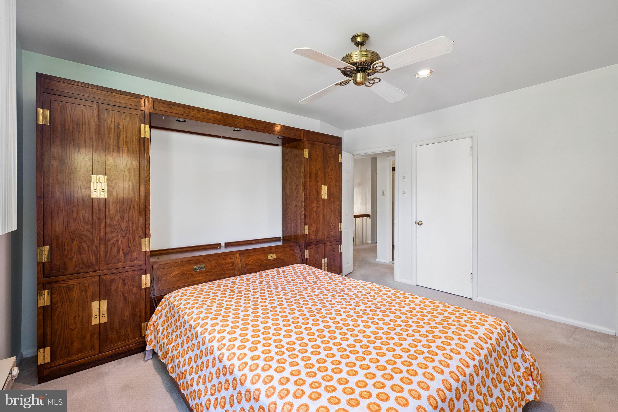 CROSSWICKS - Residential