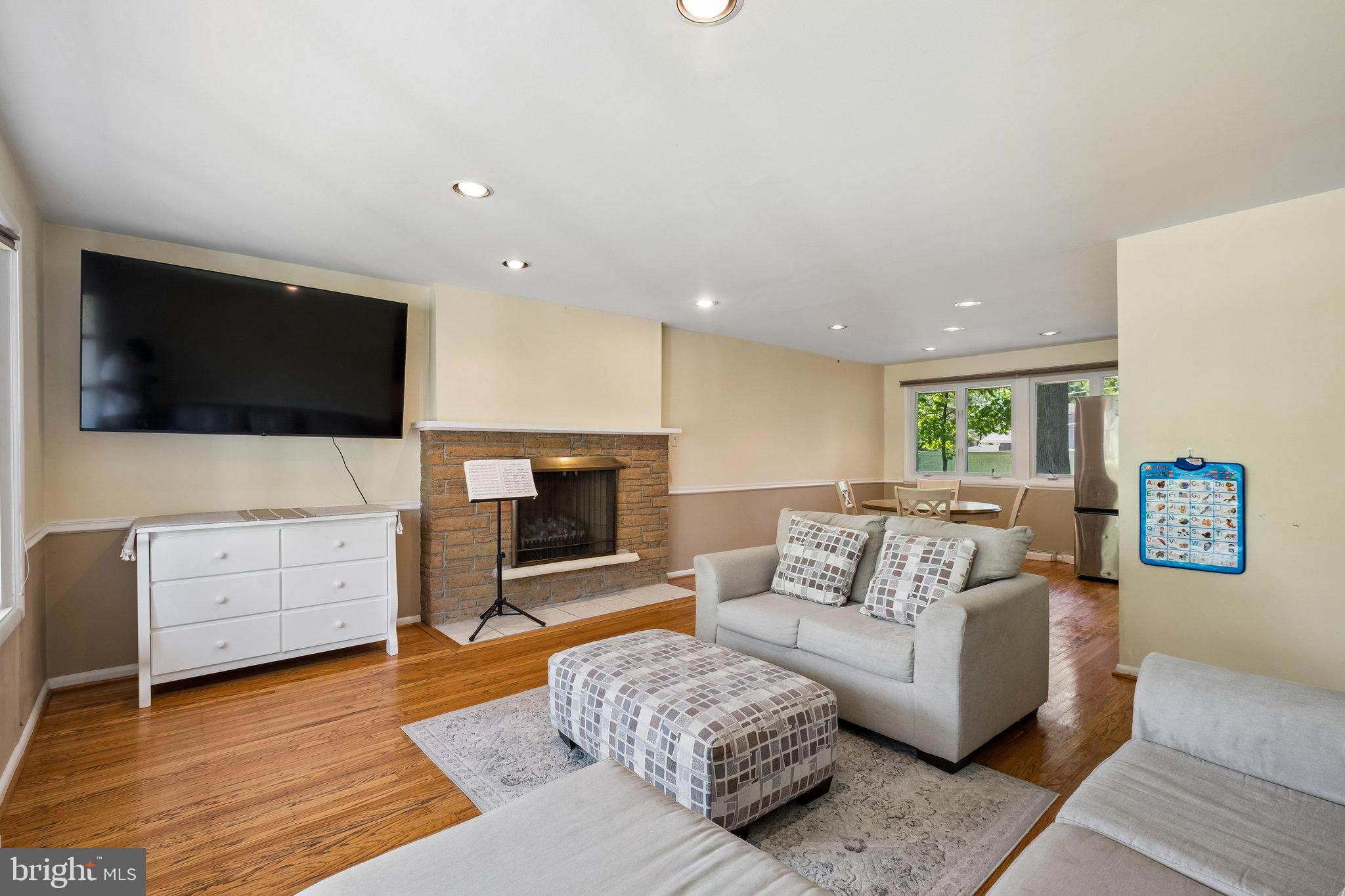 CROSSWICKS - Residential