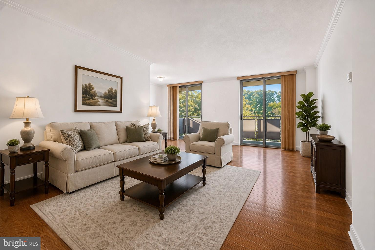 LAKESIDE TERRACE - Residential