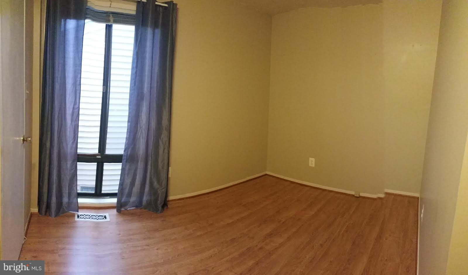 CLUBSIDE - Residential Lease