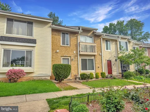 13303 Rowles Place, Herndon, VA MLS: VAFX2237096