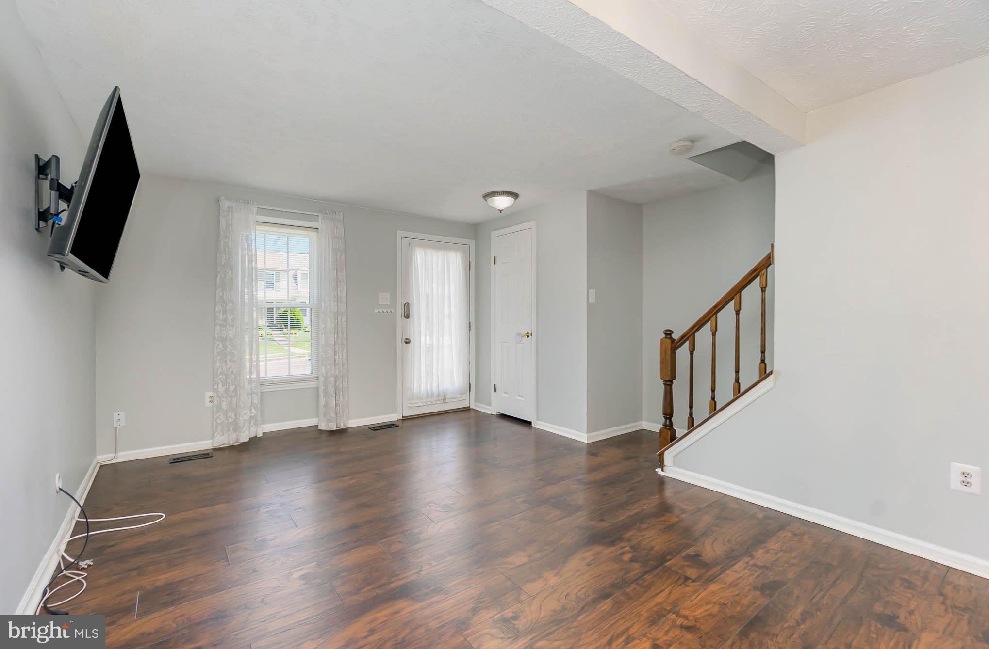 FEATHERHILL - Residential