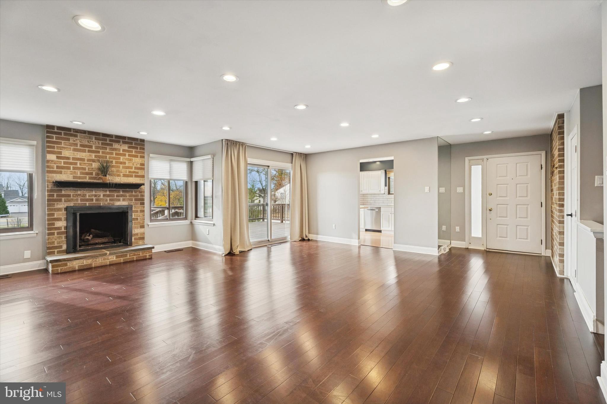 TANNERIE WOODS - Residential