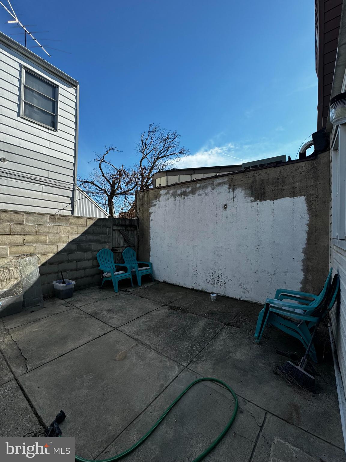 LOWER MOYAMENSING - Residential Lease