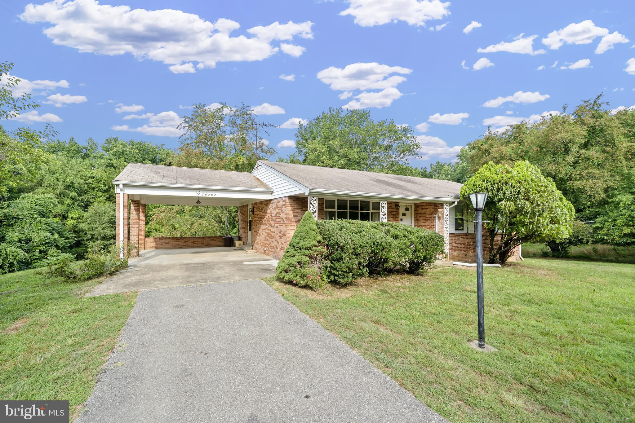 GREEN ACRE FARMS - Residential