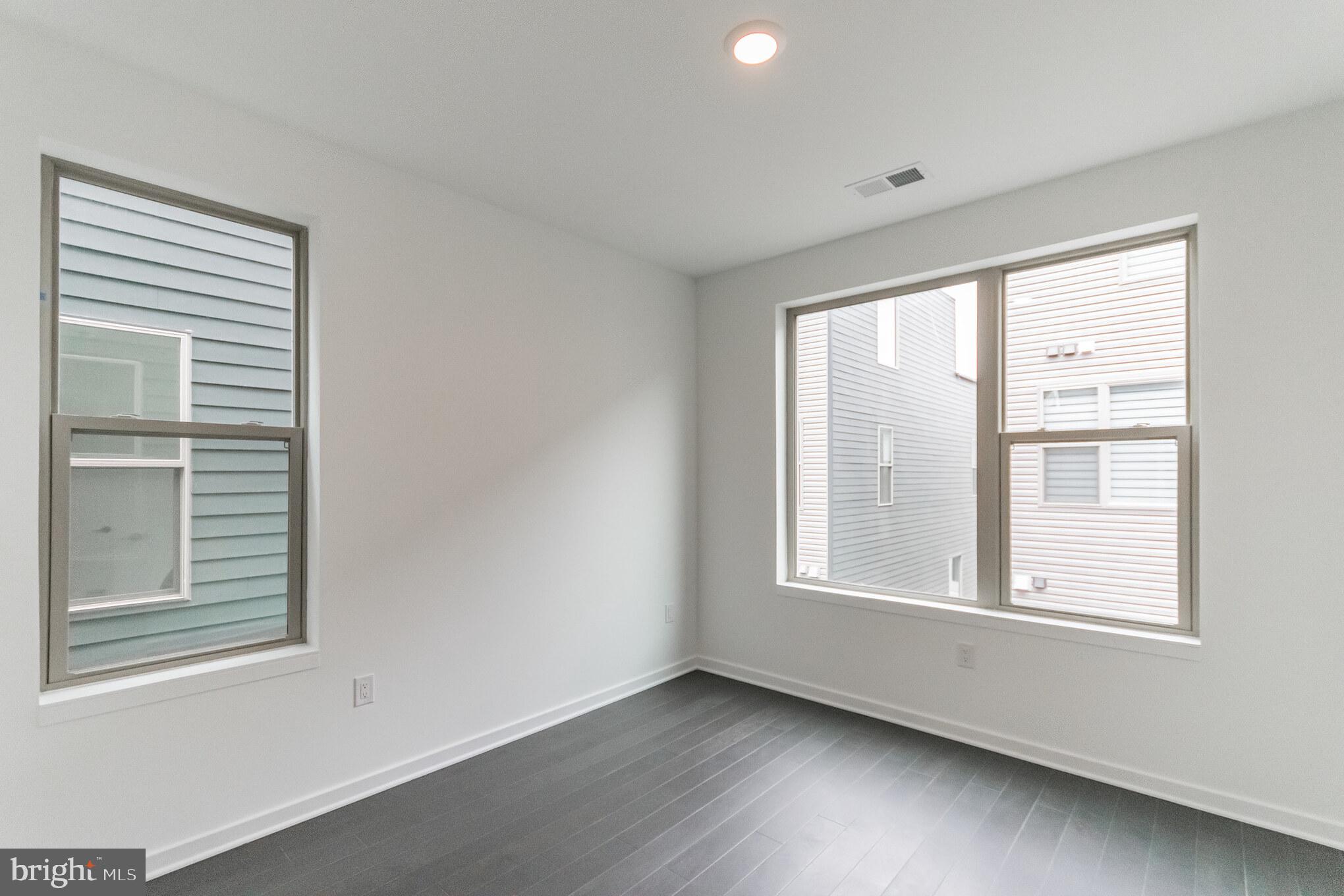 NORTHBANK - Residential Lease