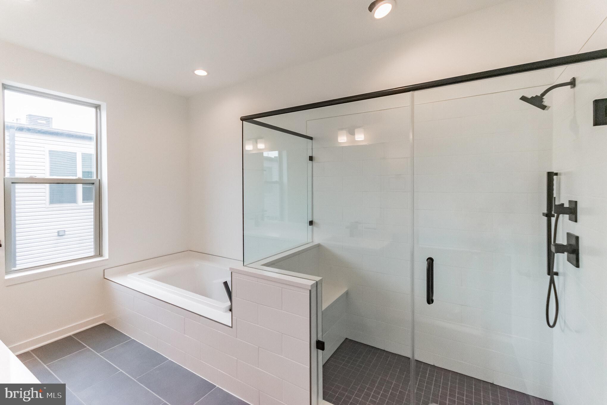 NORTHBANK - Residential Lease