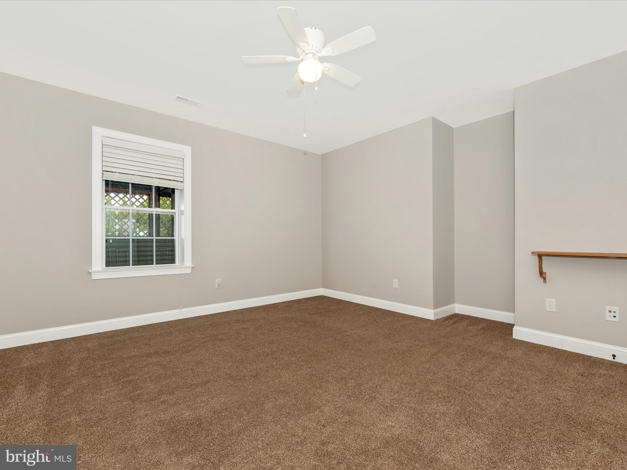 HOLLY HOUSE MEADOWS - Residential