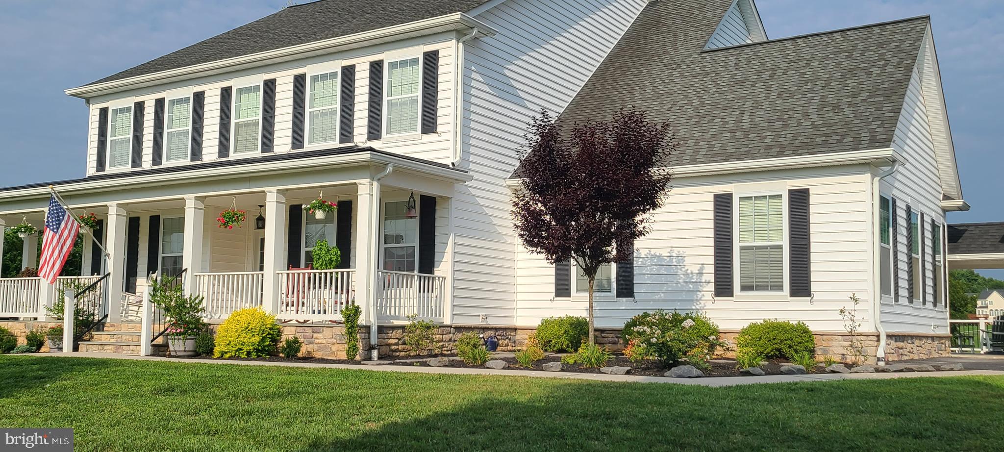 HOLLY HOUSE MEADOWS - Residential