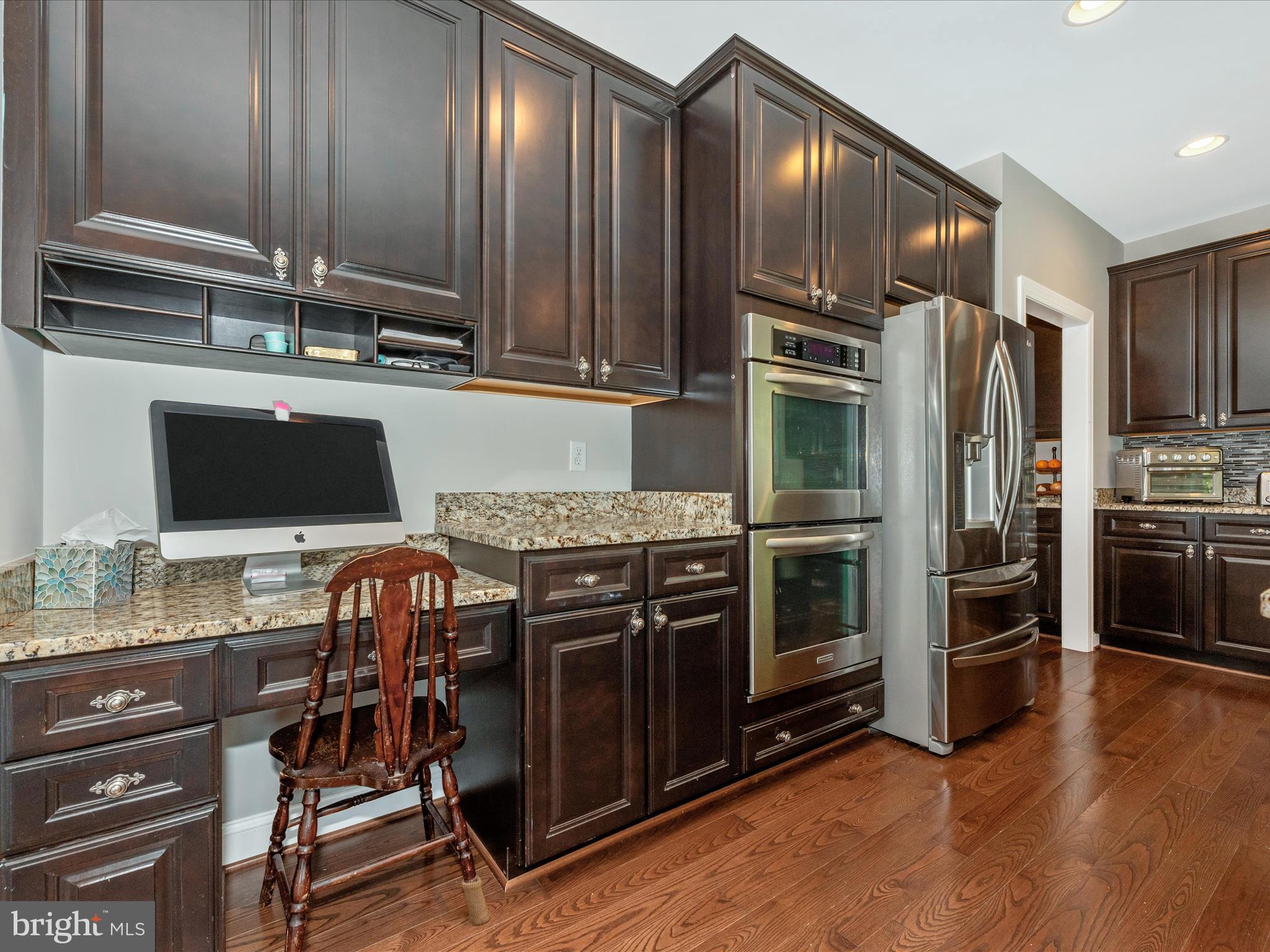 HOLLY HOUSE MEADOWS - Residential