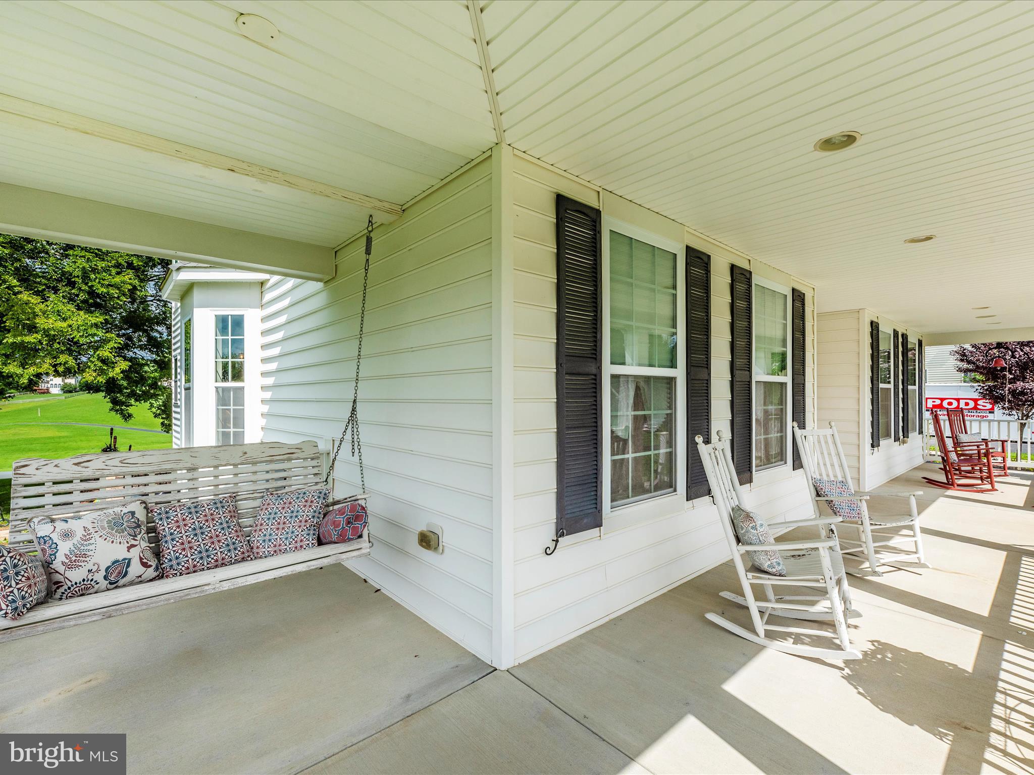 HOLLY HOUSE MEADOWS - Residential