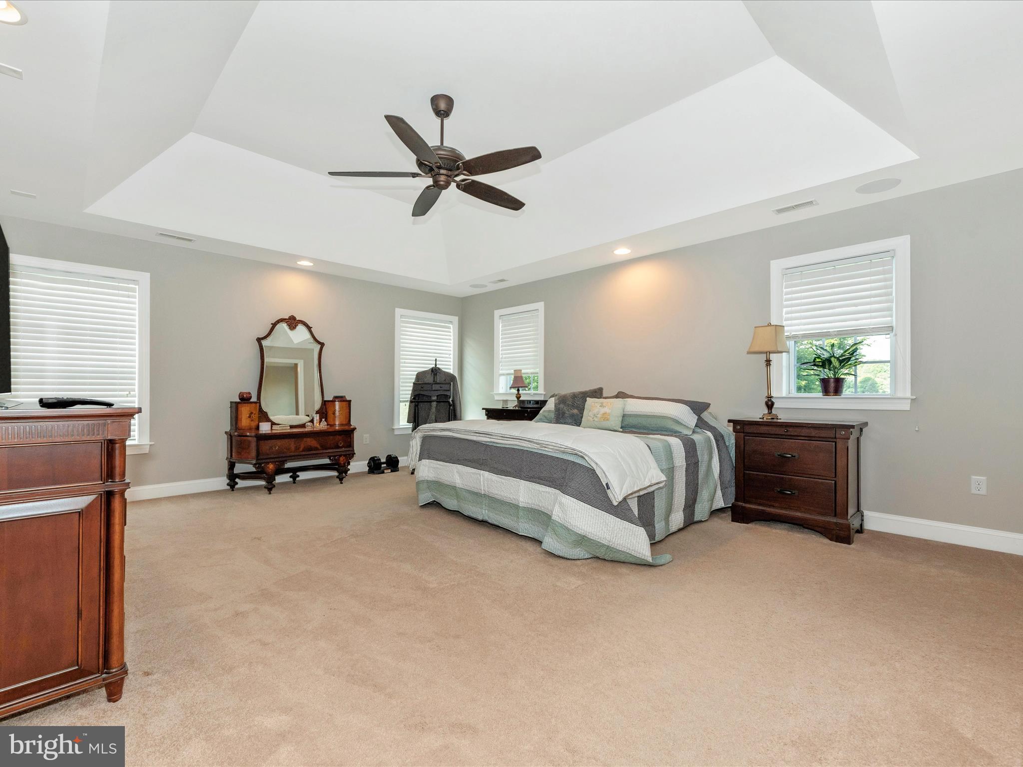 HOLLY HOUSE MEADOWS - Residential