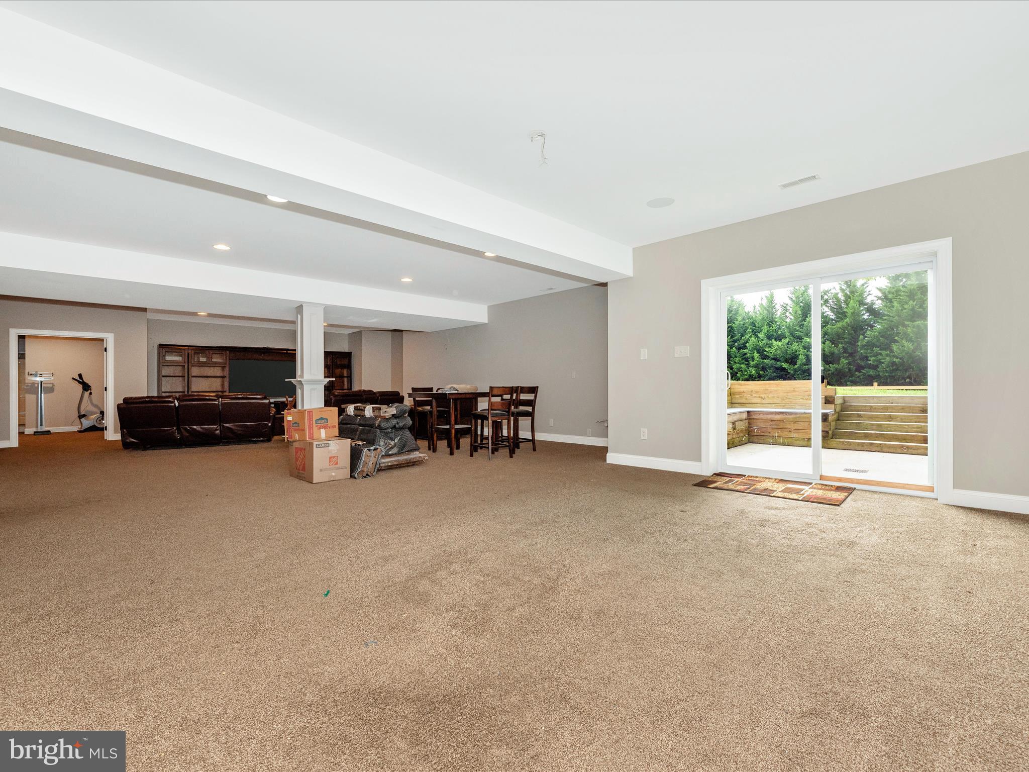 HOLLY HOUSE MEADOWS - Residential