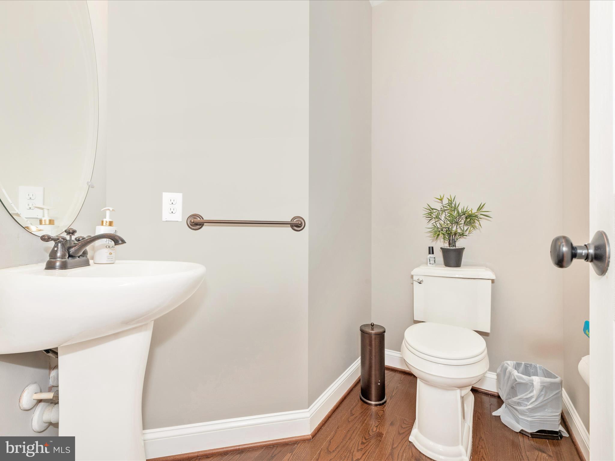 HOLLY HOUSE MEADOWS - Residential