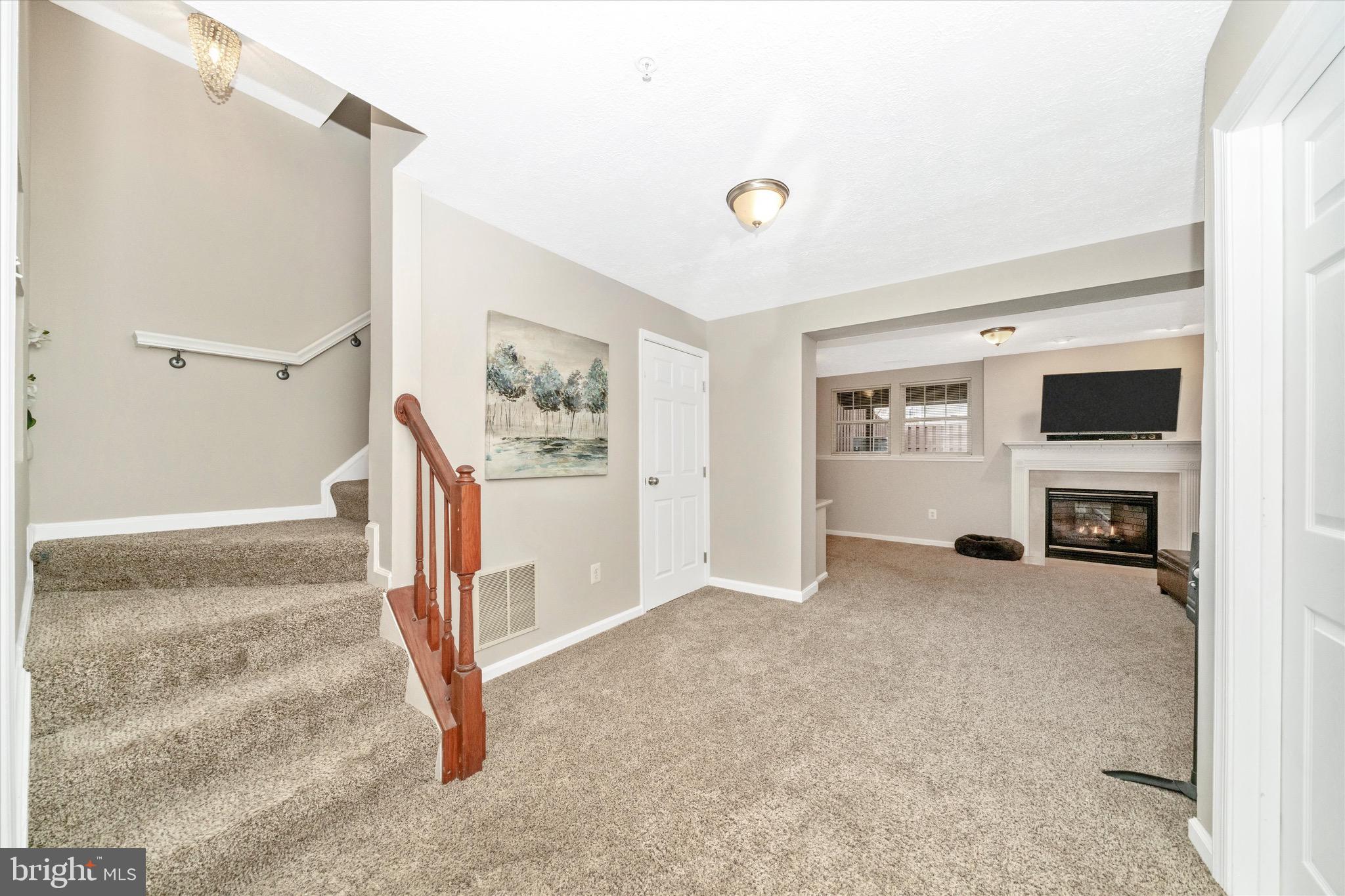 SPRING RIDGE - Residential