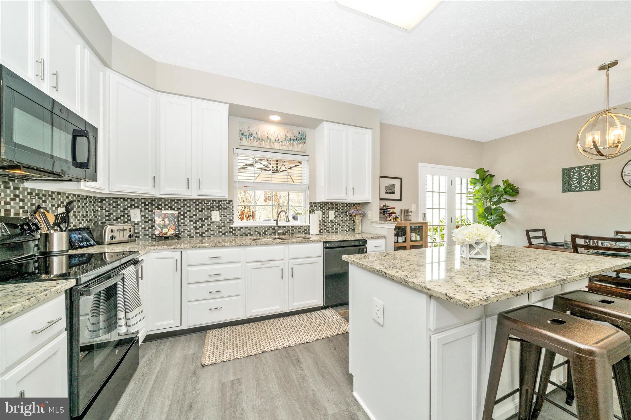 SPRING RIDGE - Residential