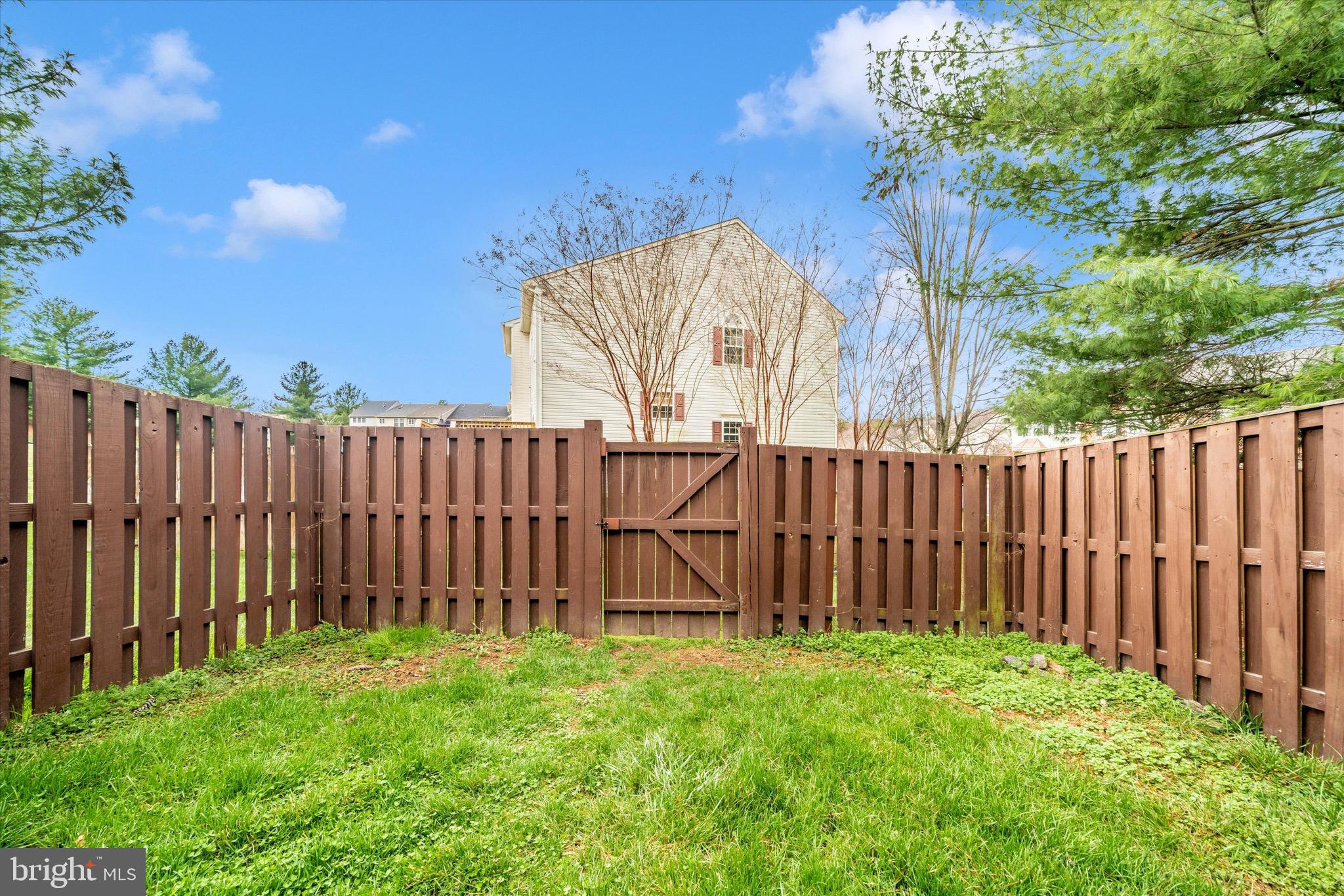 SPRING RIDGE - Residential