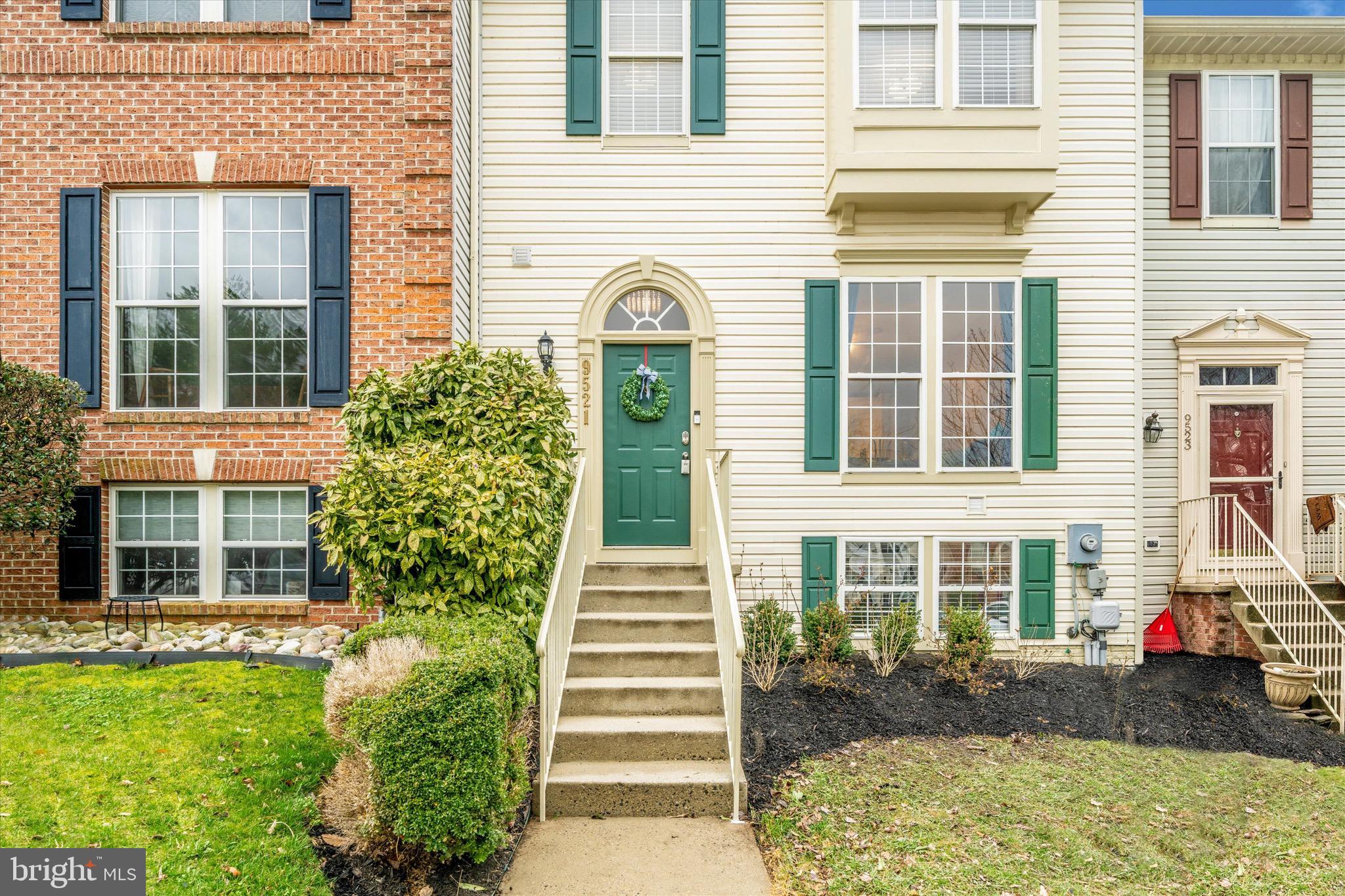 SPRING RIDGE - Residential