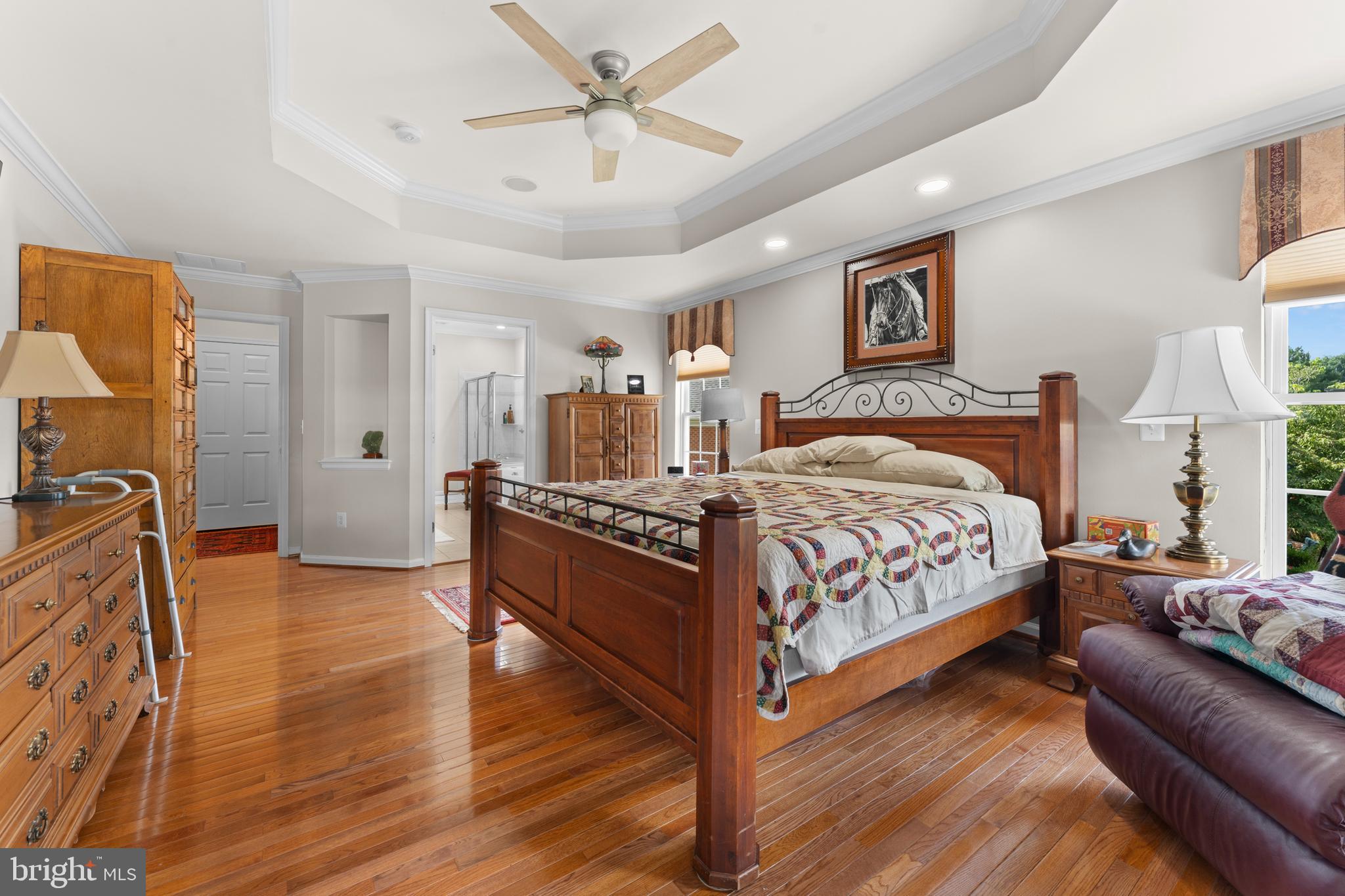 COUNTRY CLUB ESTATES - Residential