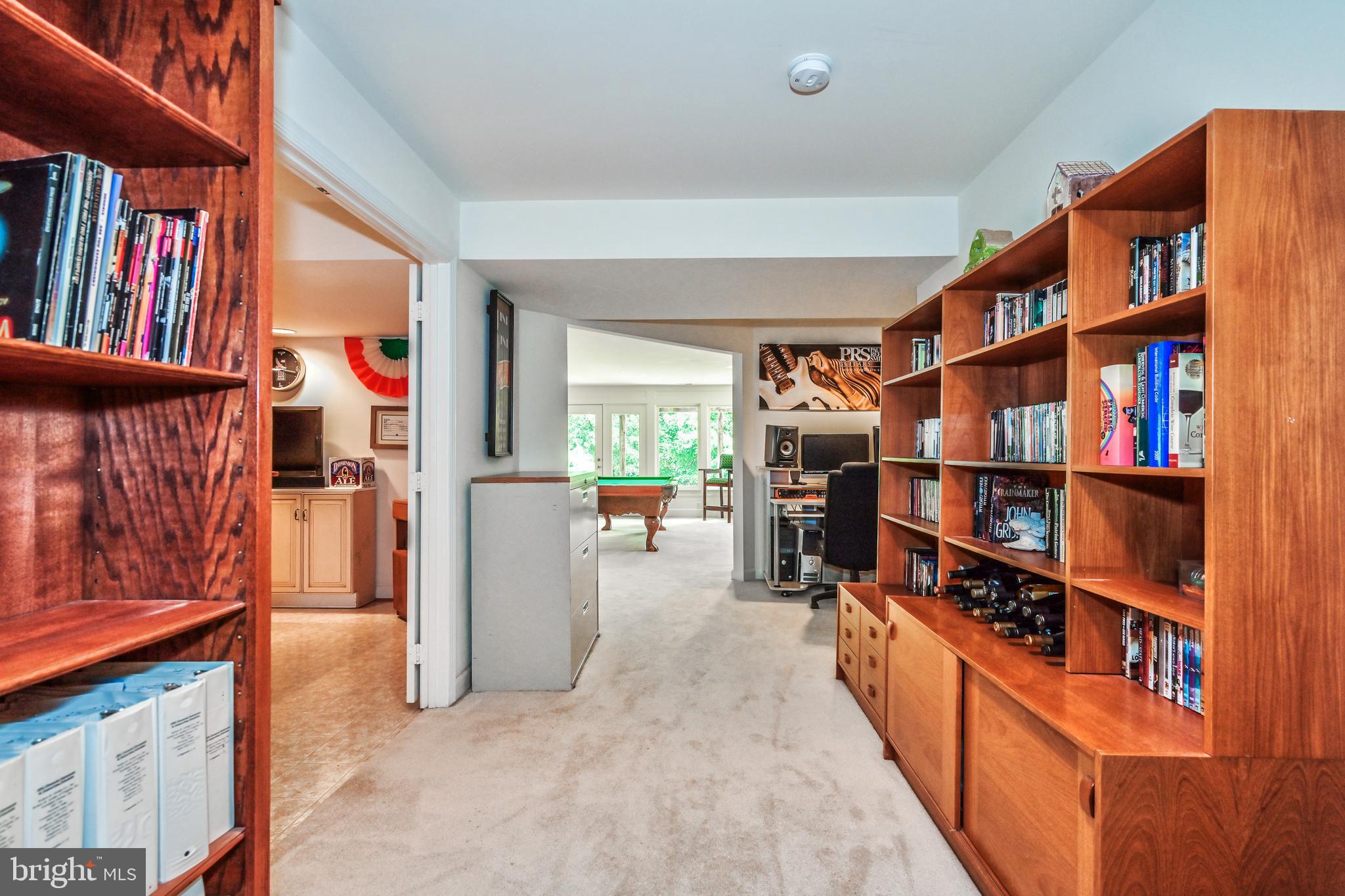 ASHBURN VILLAGE - Residential