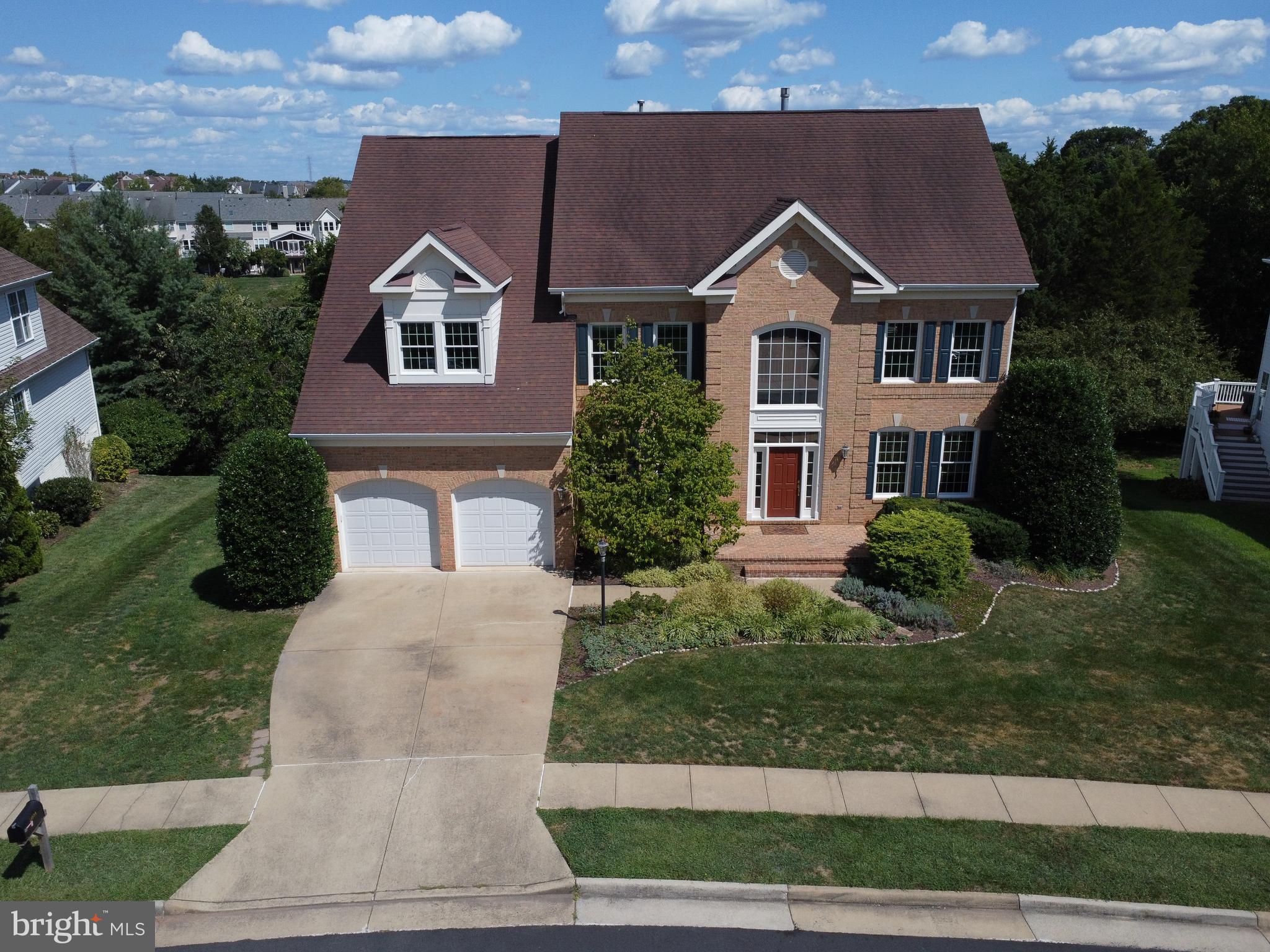 ASHBURN VILLAGE - Residential