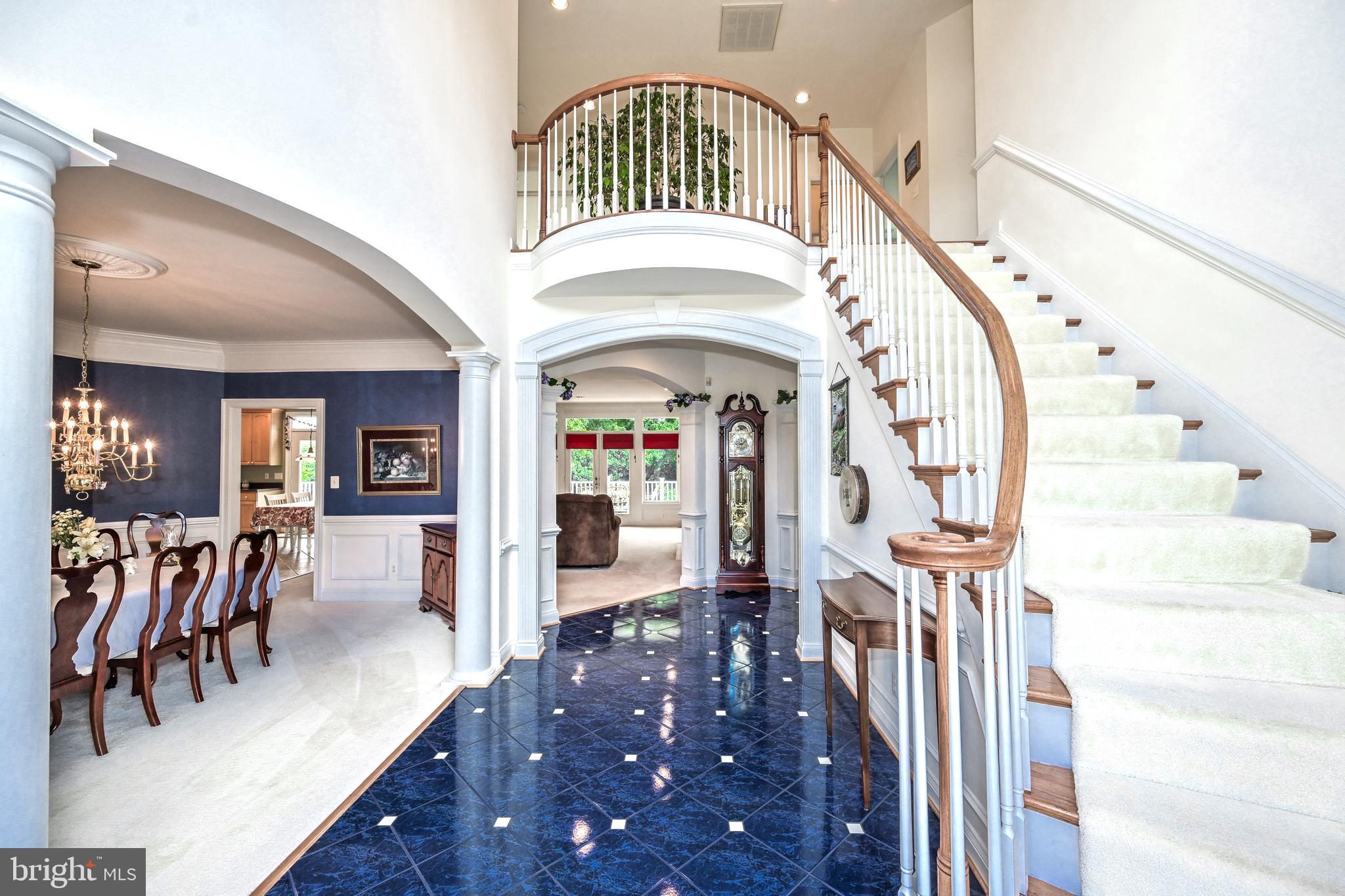 ASHBURN VILLAGE - Residential