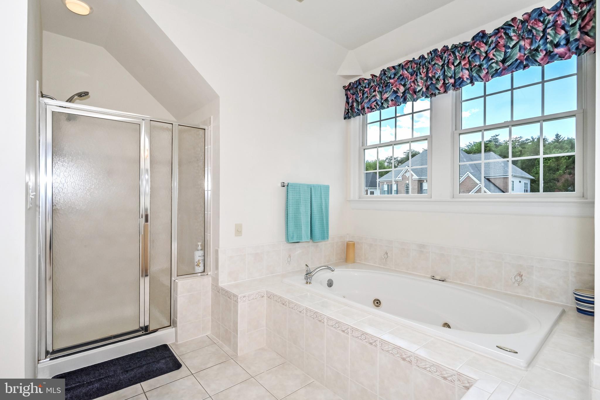 ASHBURN VILLAGE - Residential