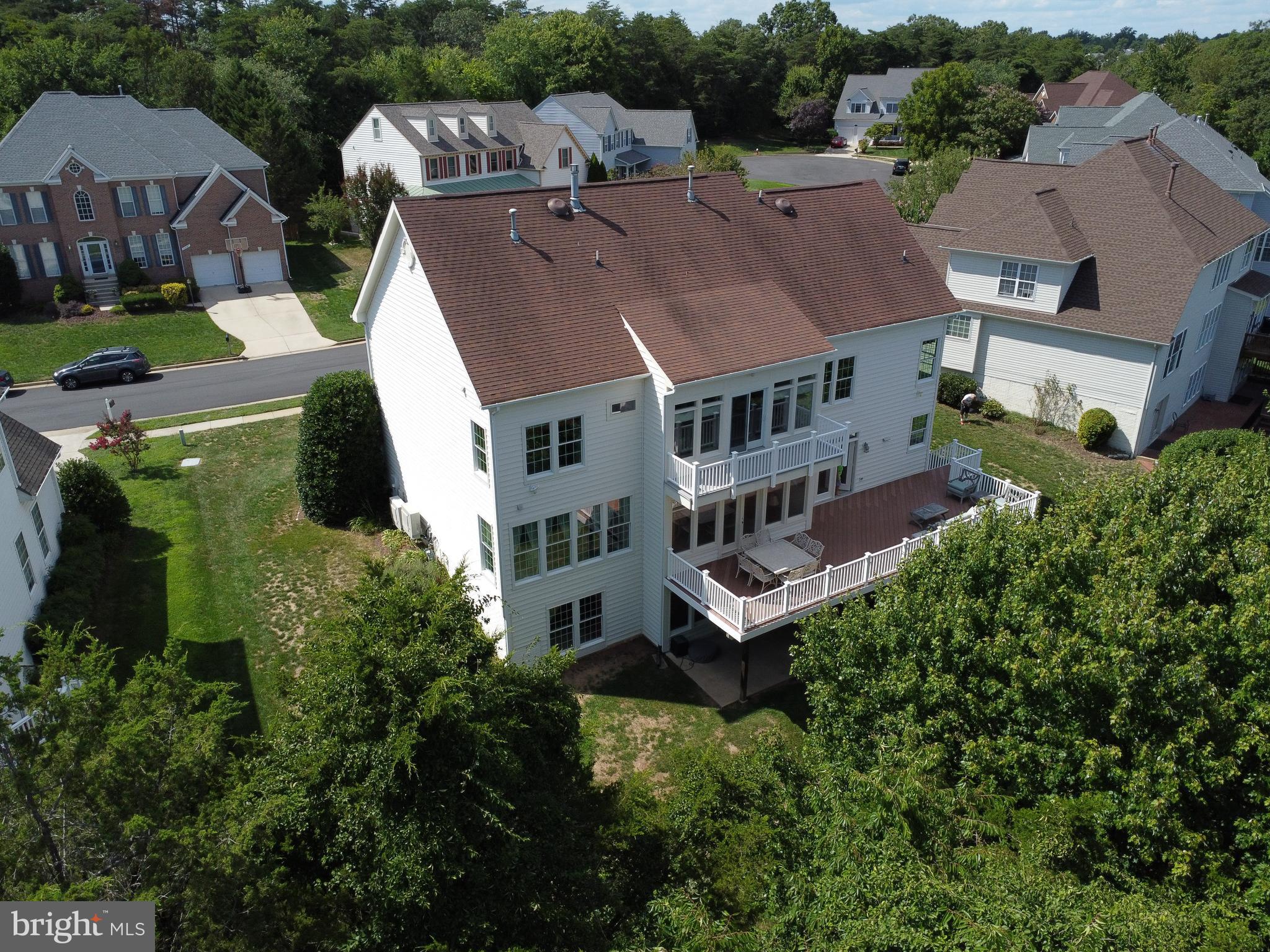 ASHBURN VILLAGE - Residential