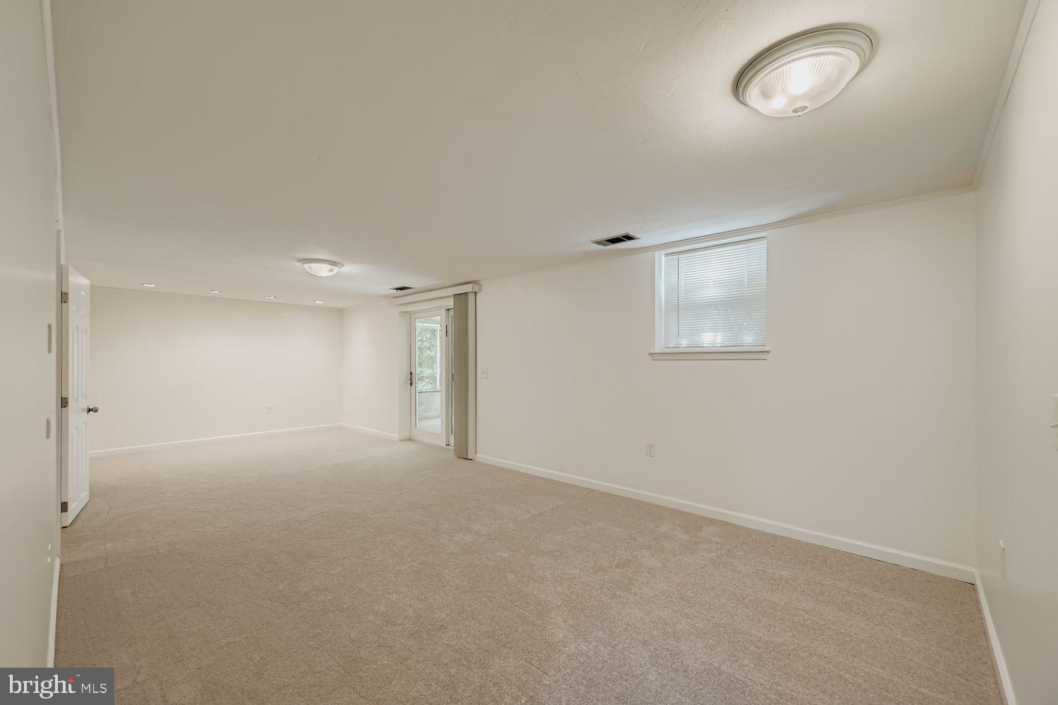 SUBURBIA - Residential