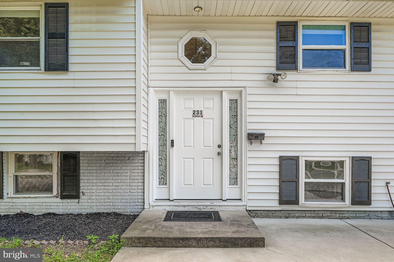 SUBURBIA - Residential