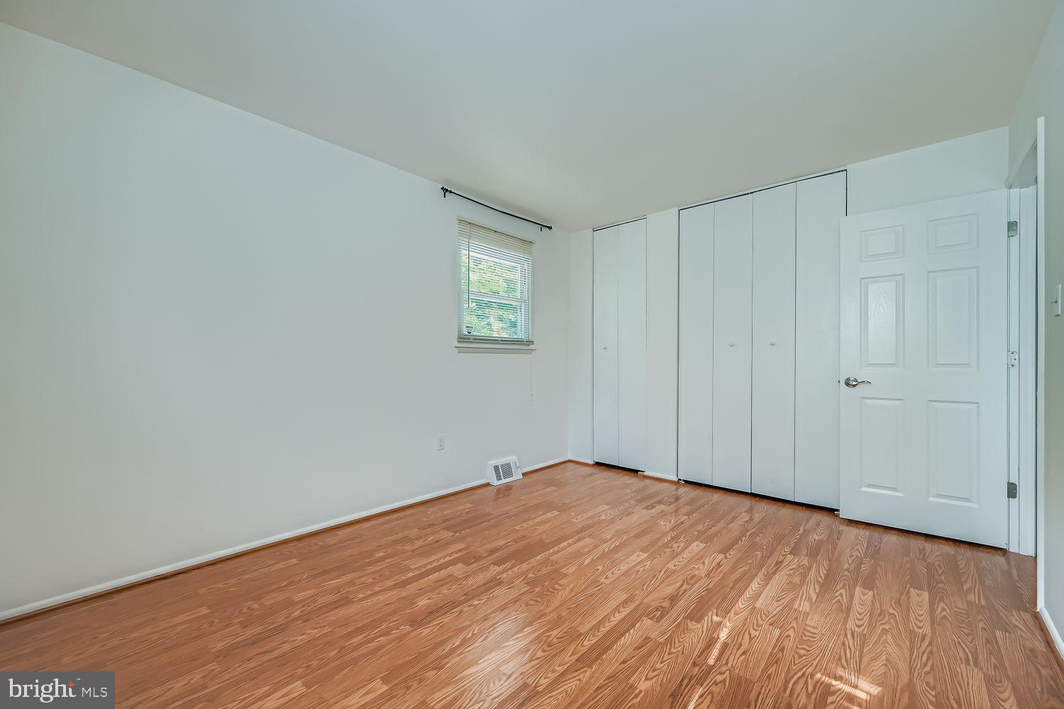 SUBURBIA - Residential