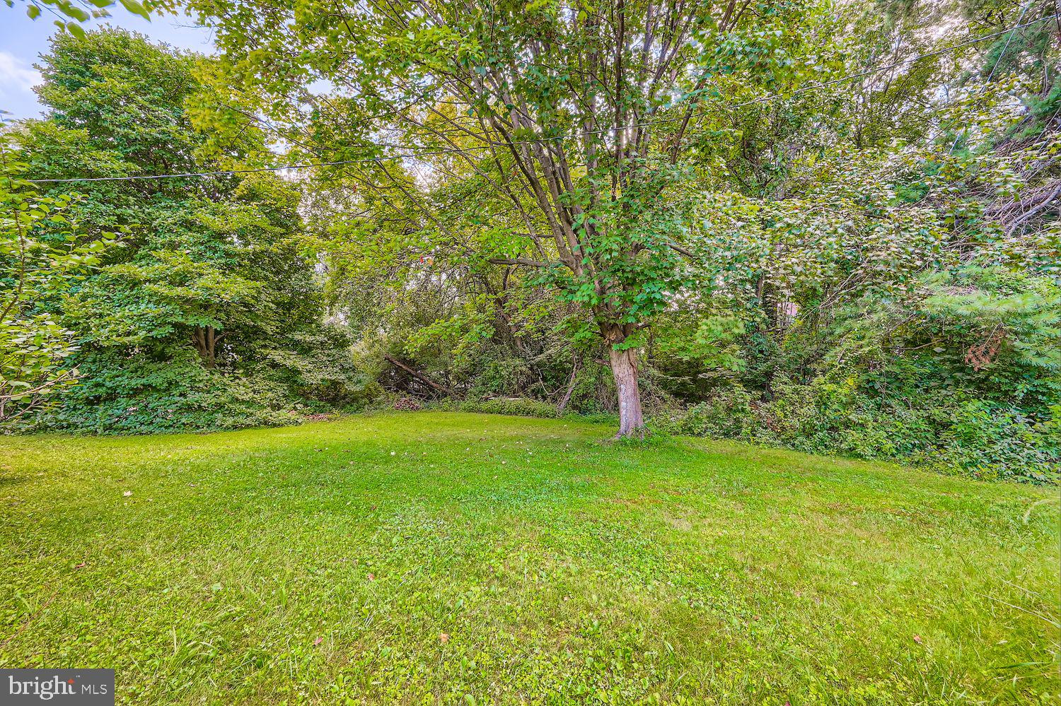 SUBURBIA - Residential