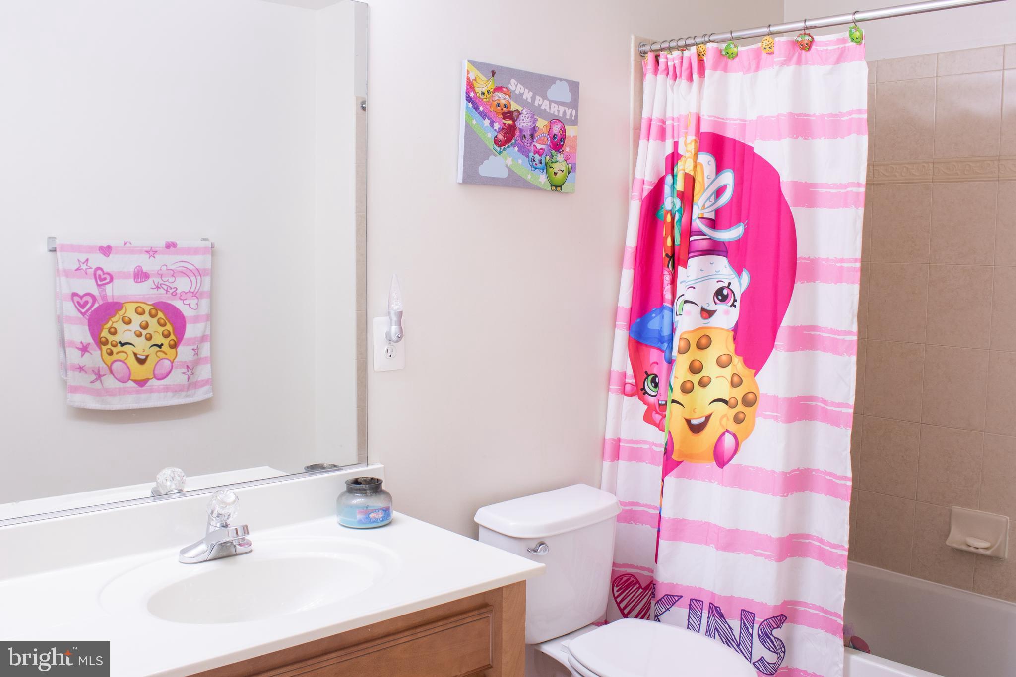 POWELLS RUN VILLAGE - Residential Lease