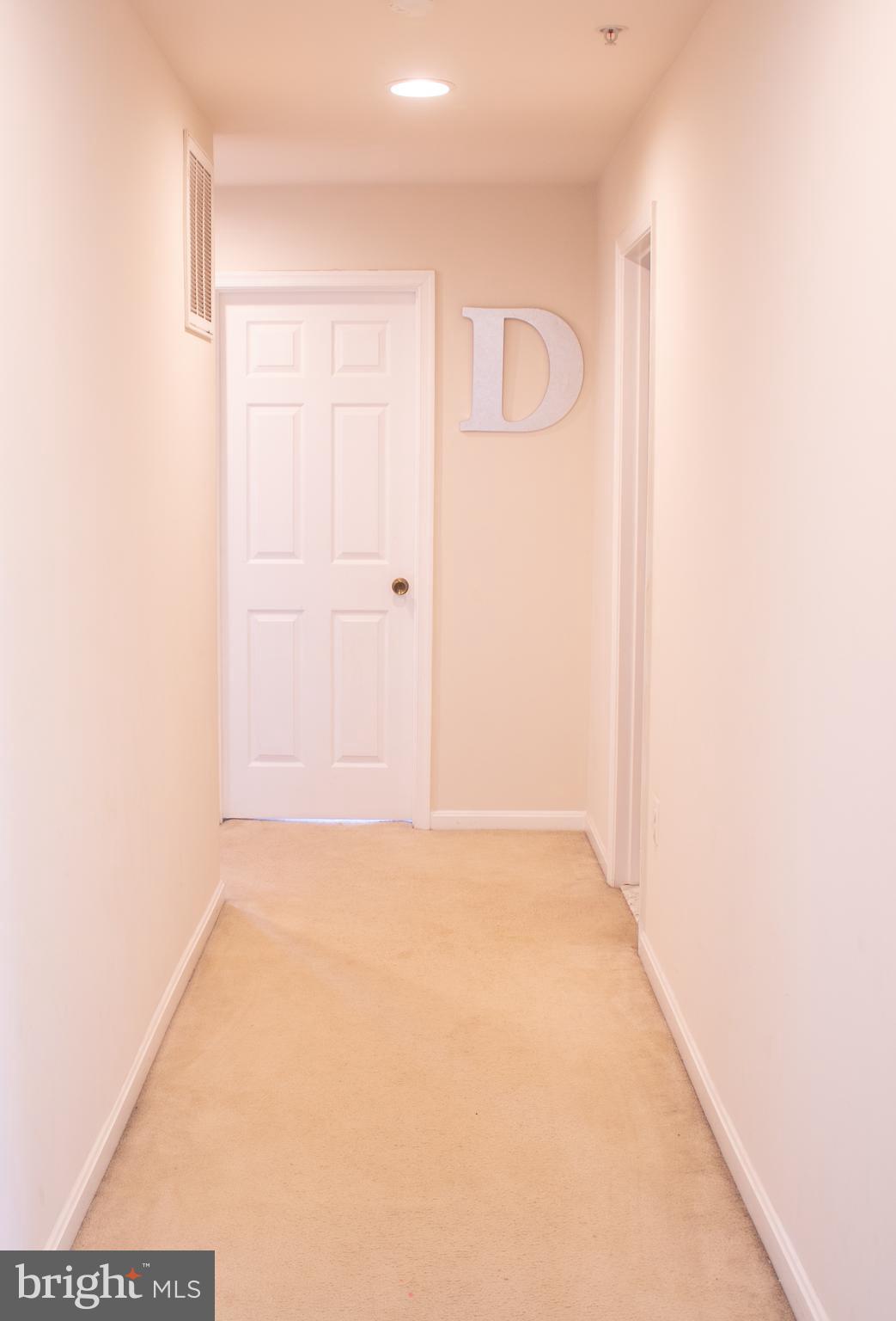 POWELLS RUN VILLAGE - Residential Lease