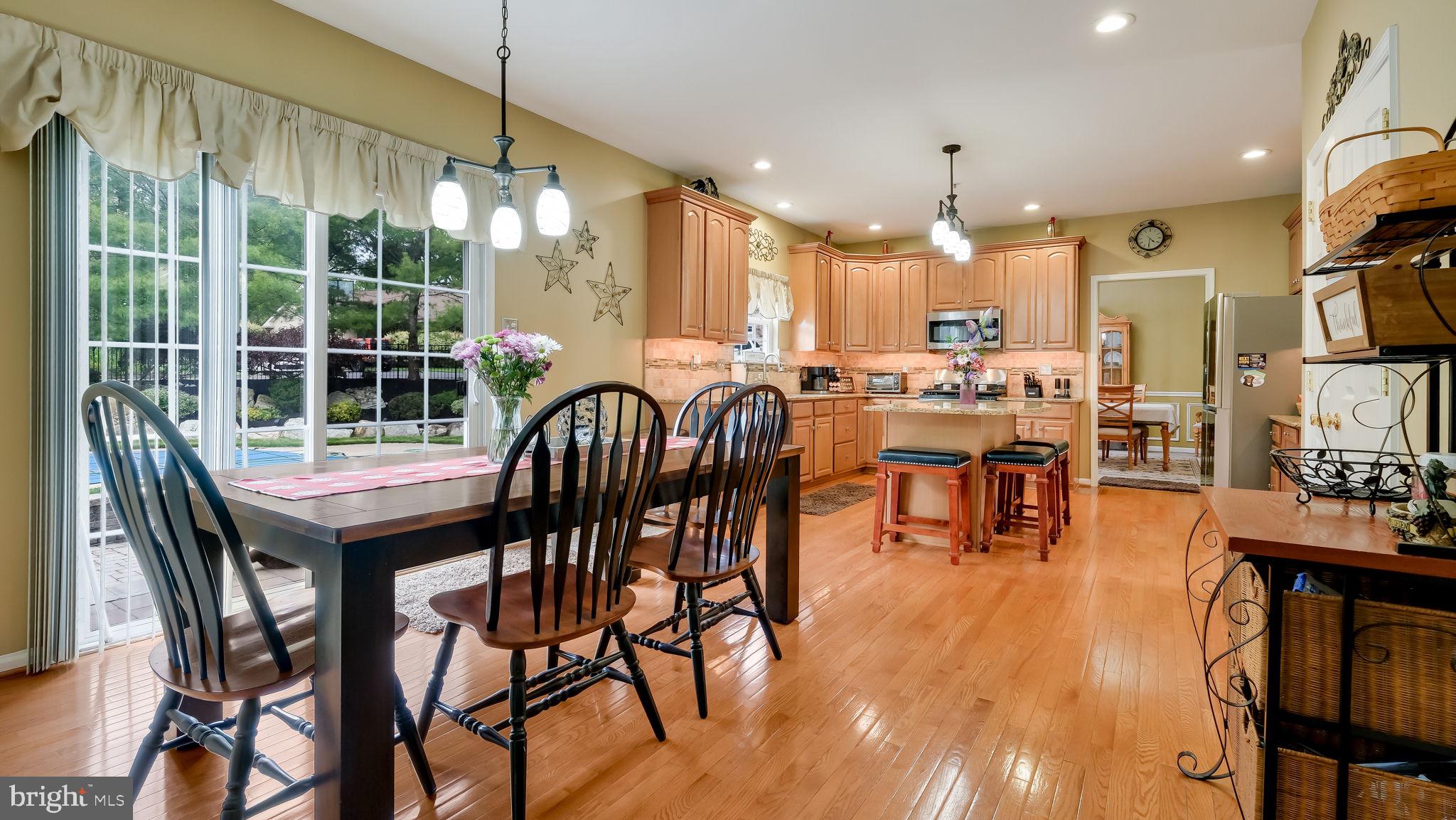 REDSTONE WOODS - Residential
