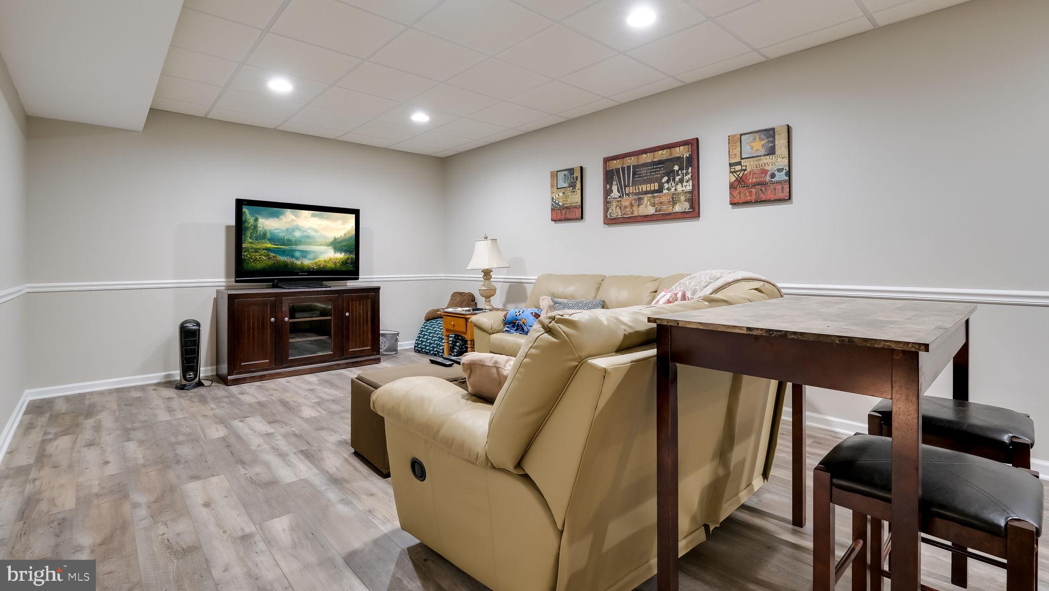 REDSTONE WOODS - Residential