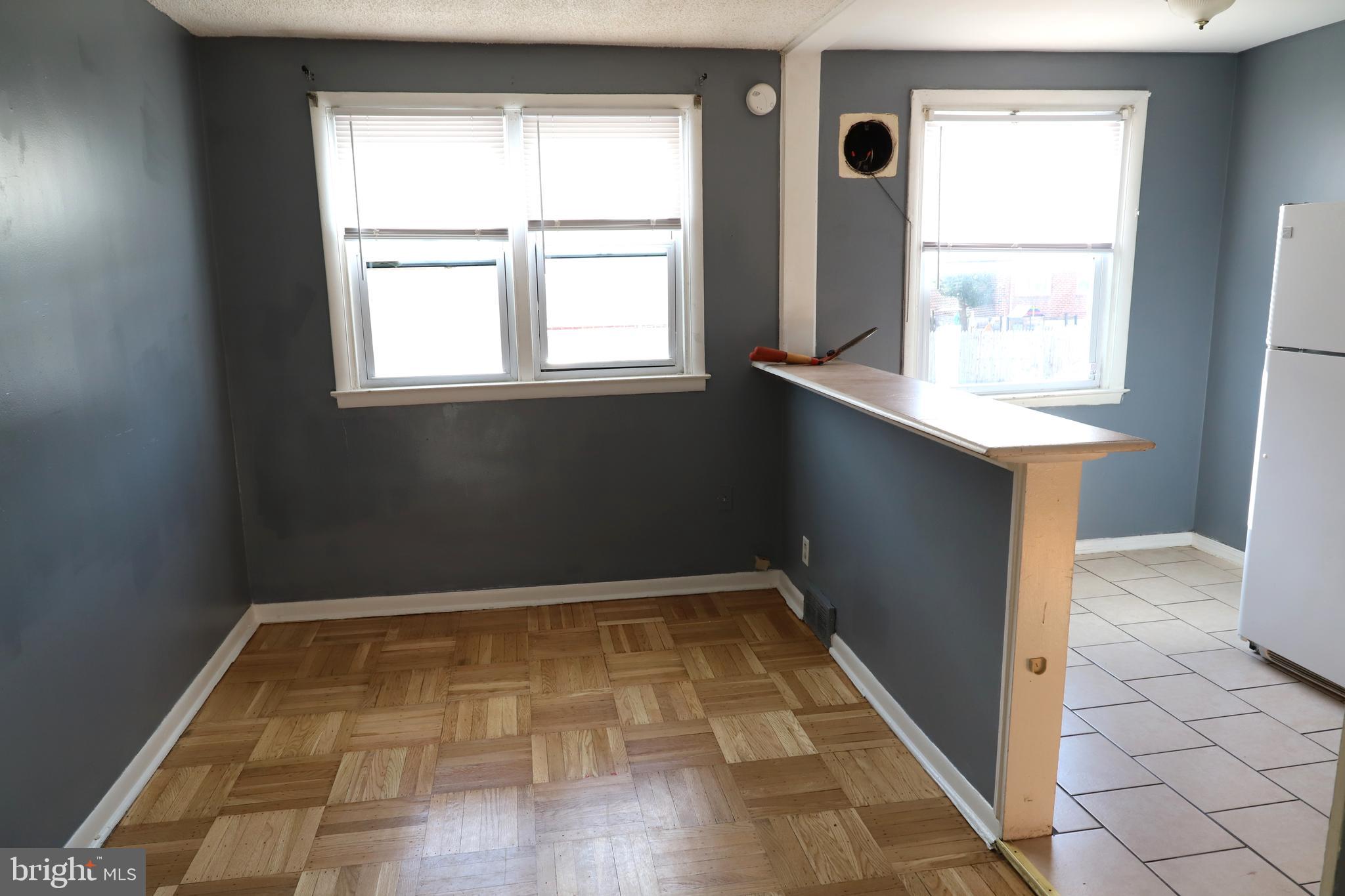 MAYFAIR - Residential Lease