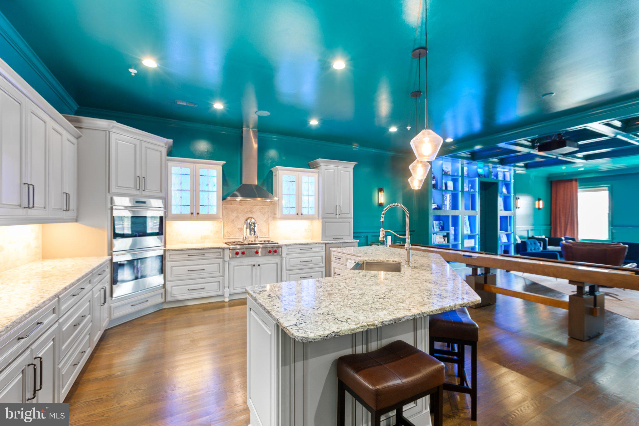 AMELIA SQUARE - Residential