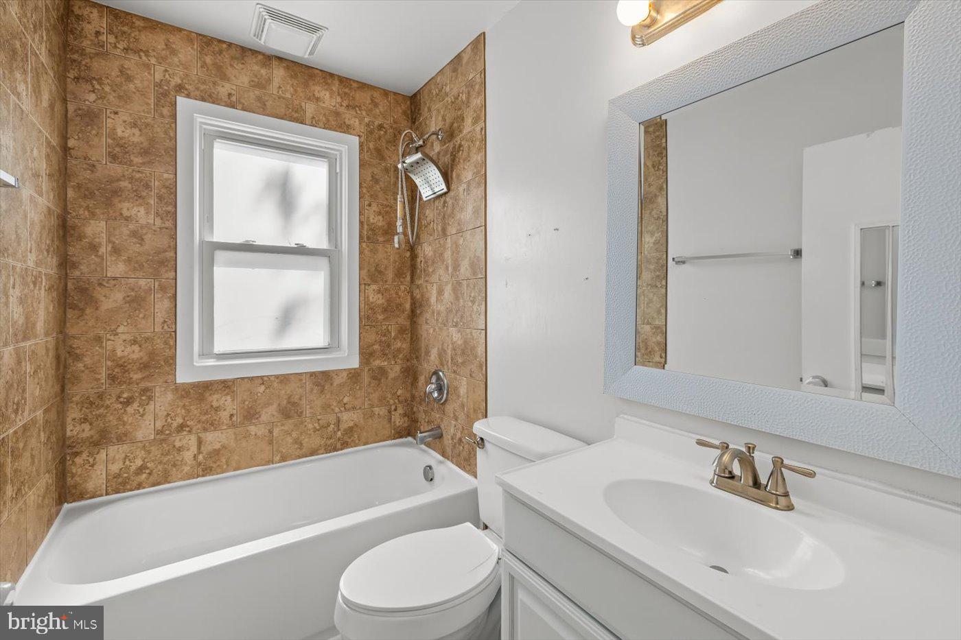 COTTAGE GREEN - Residential