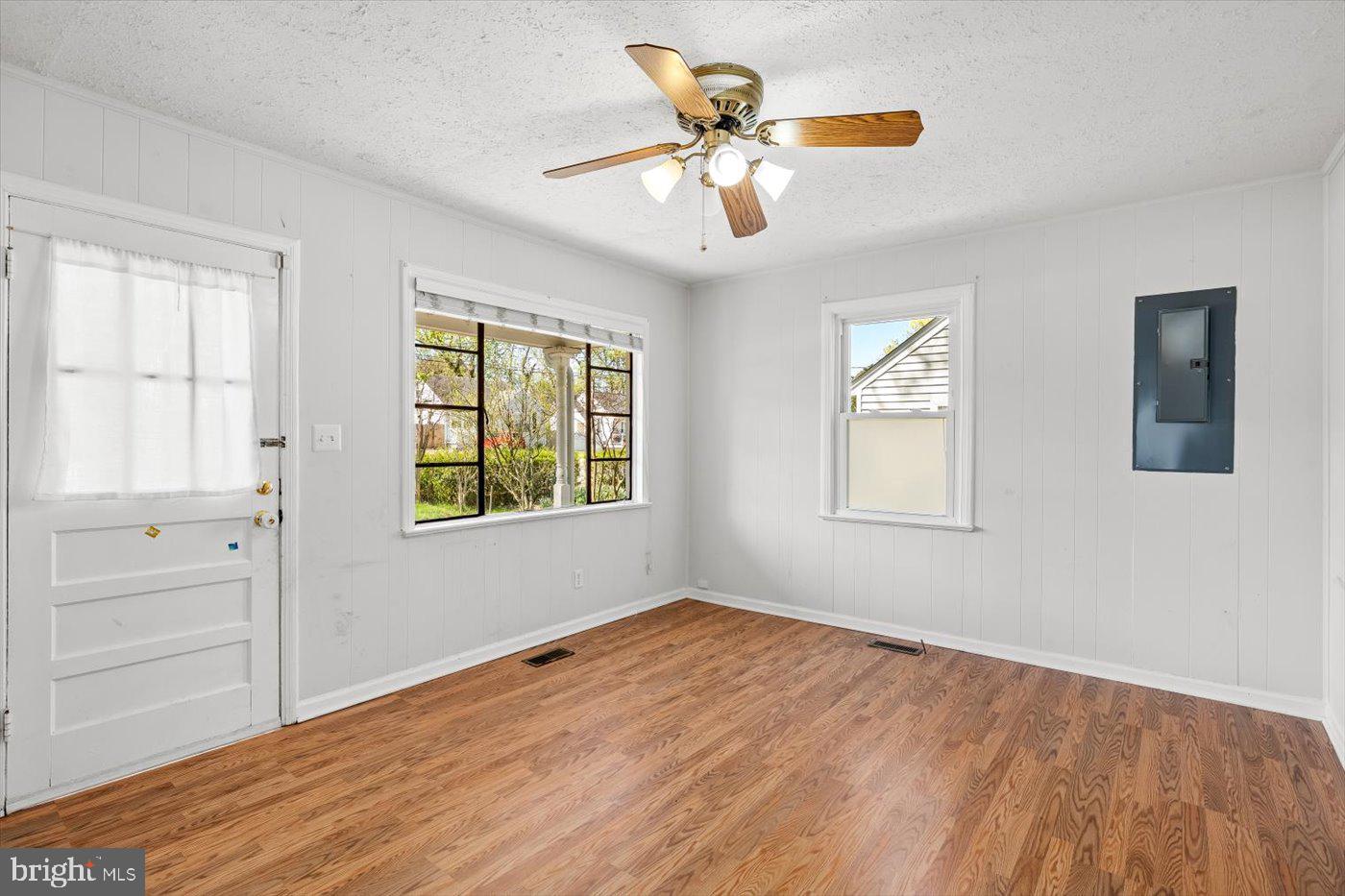 COTTAGE GREEN - Residential