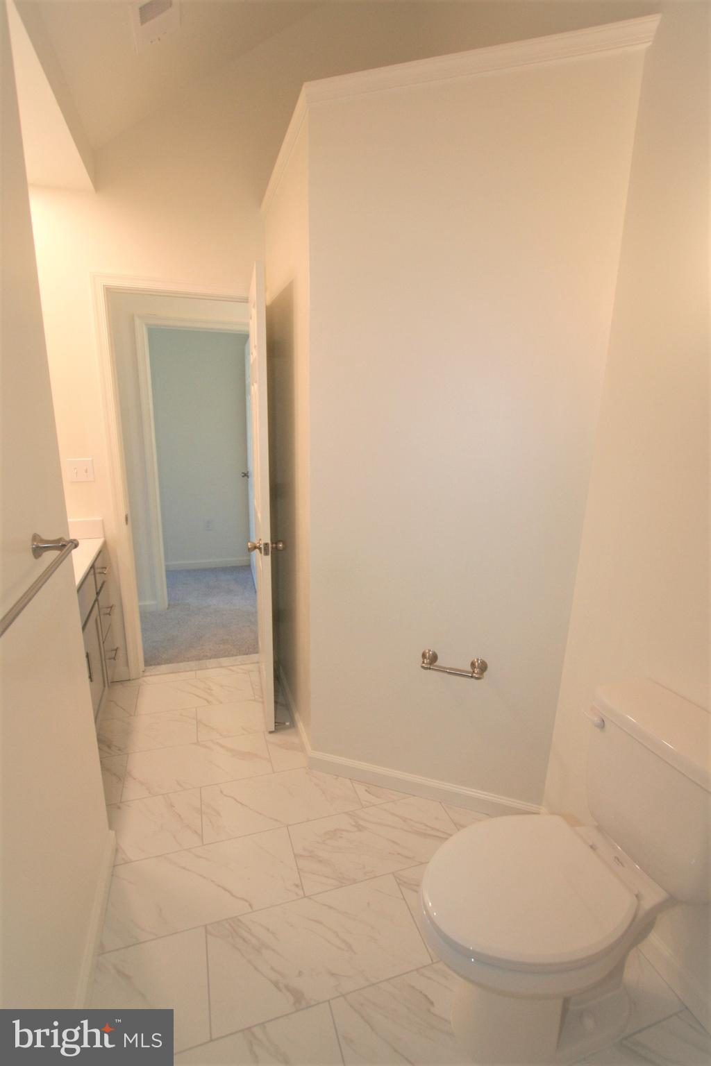 BRIDGEPORT CONDO PHASE 2 - Residential Lease