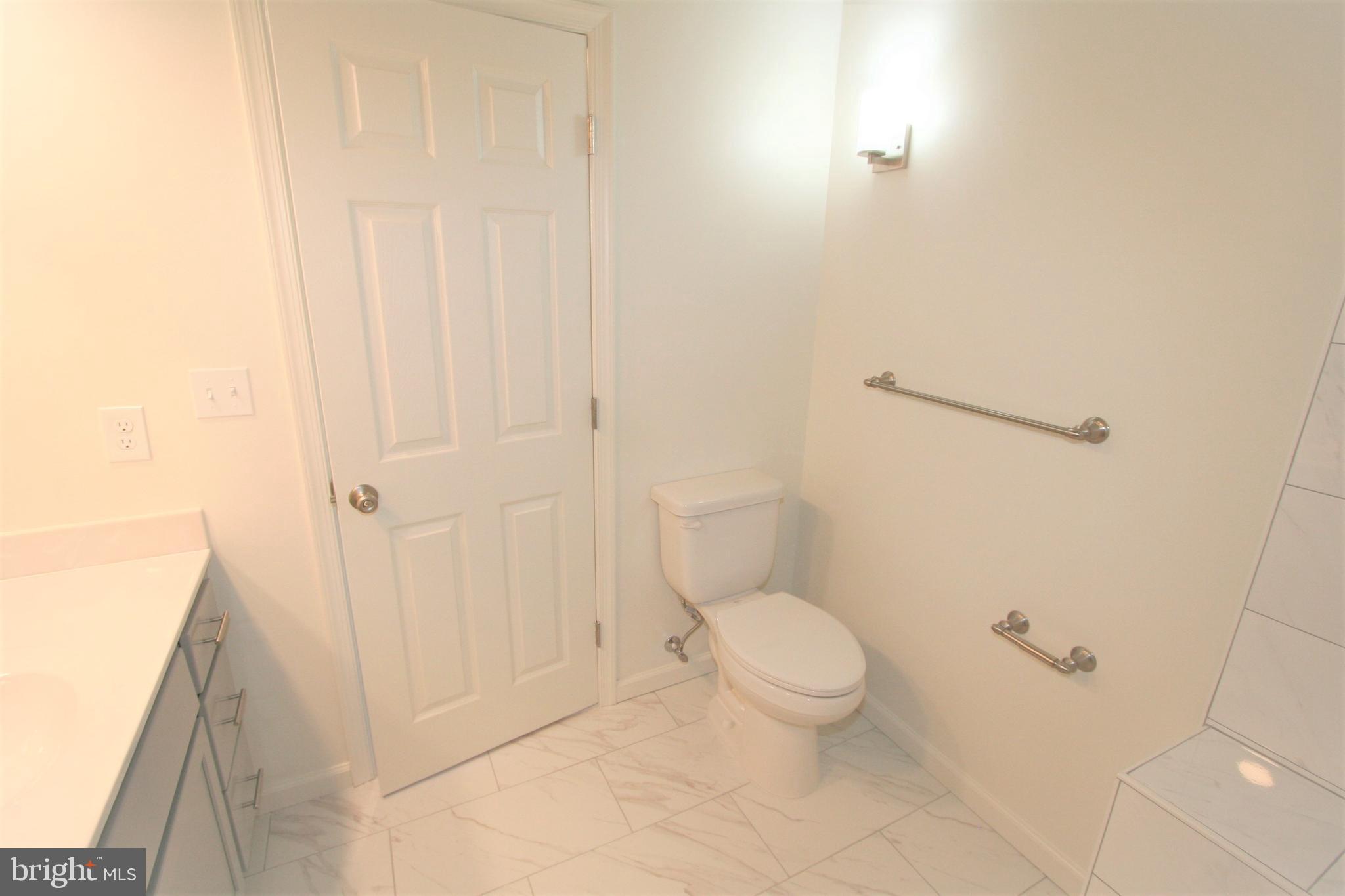 BRIDGEPORT CONDO PHASE 2 - Residential Lease