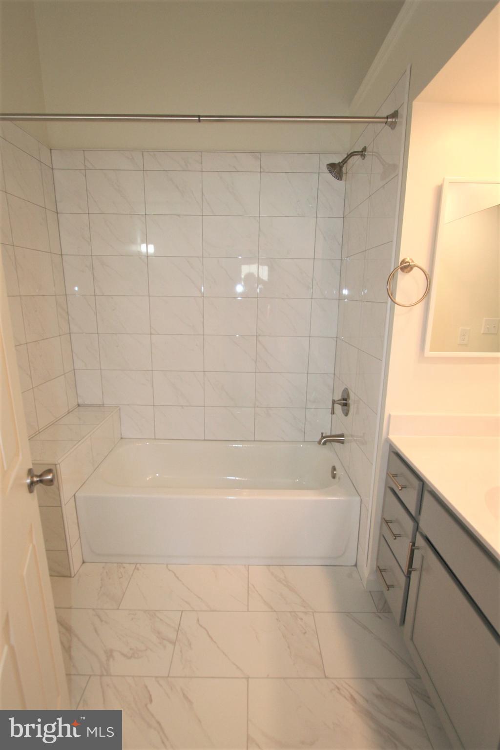 BRIDGEPORT CONDO PHASE 2 - Residential Lease