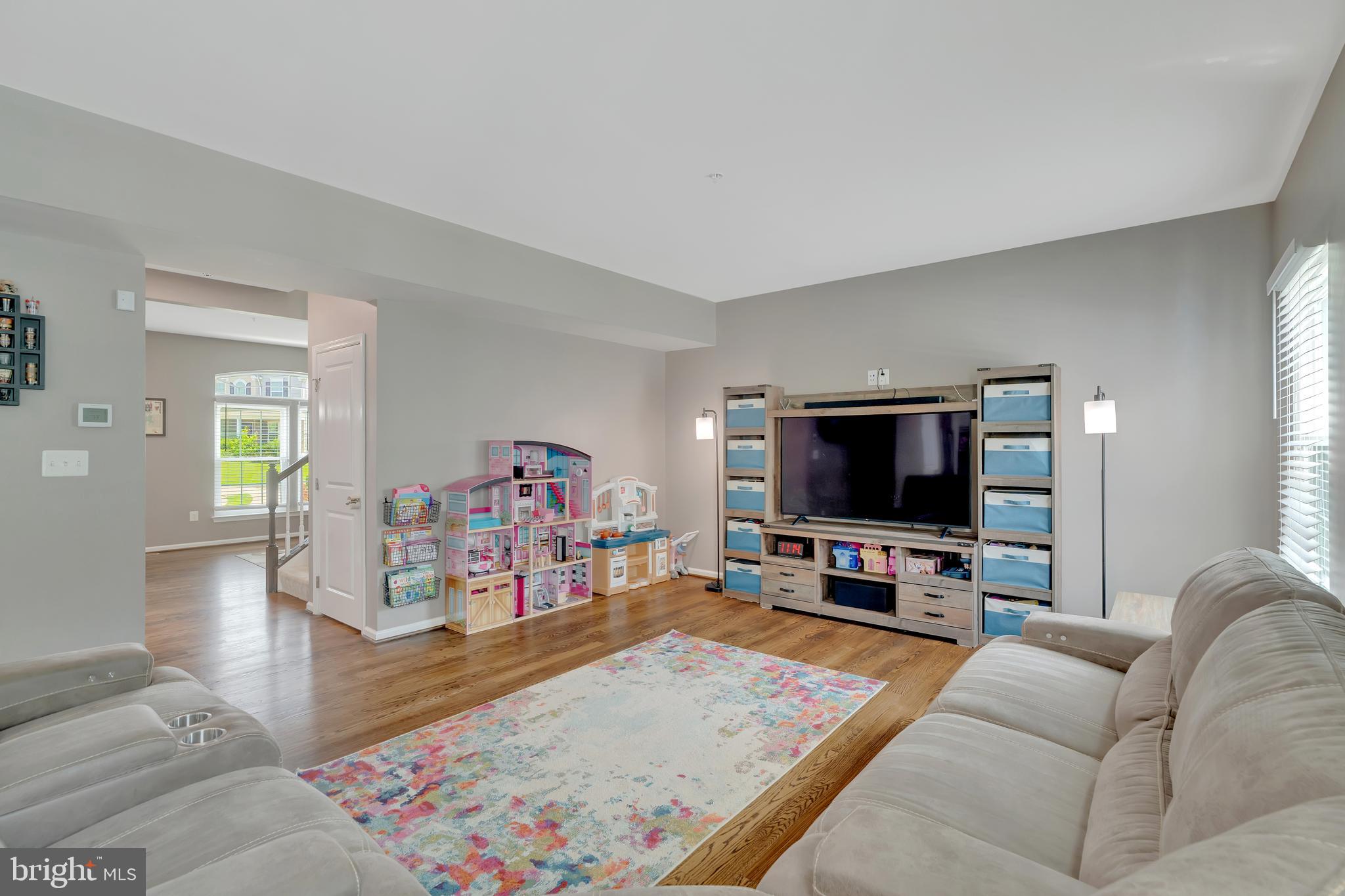 2304 JULIE COURT